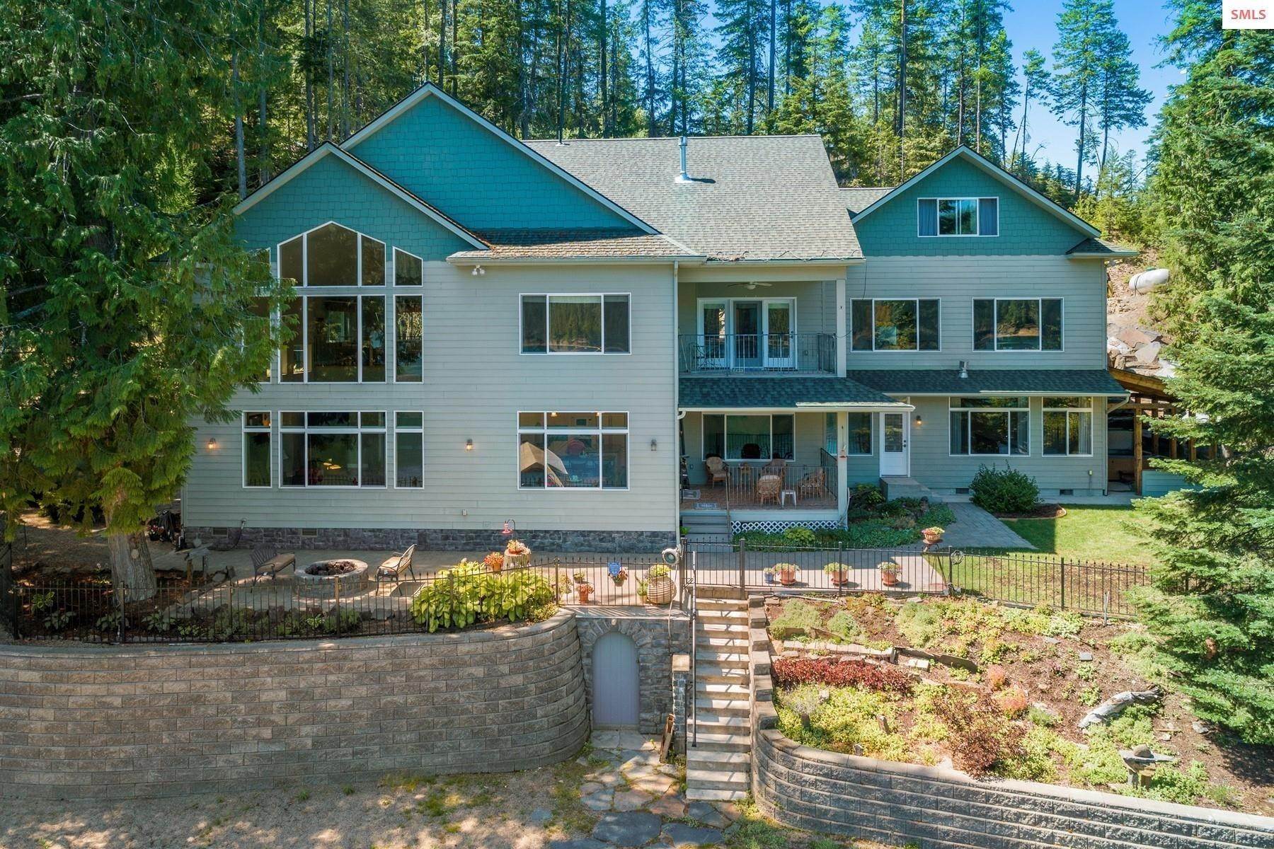 32. Single Family Homes for Sale at 372 Bead Lake Drive Newport, Washington 99156 United States