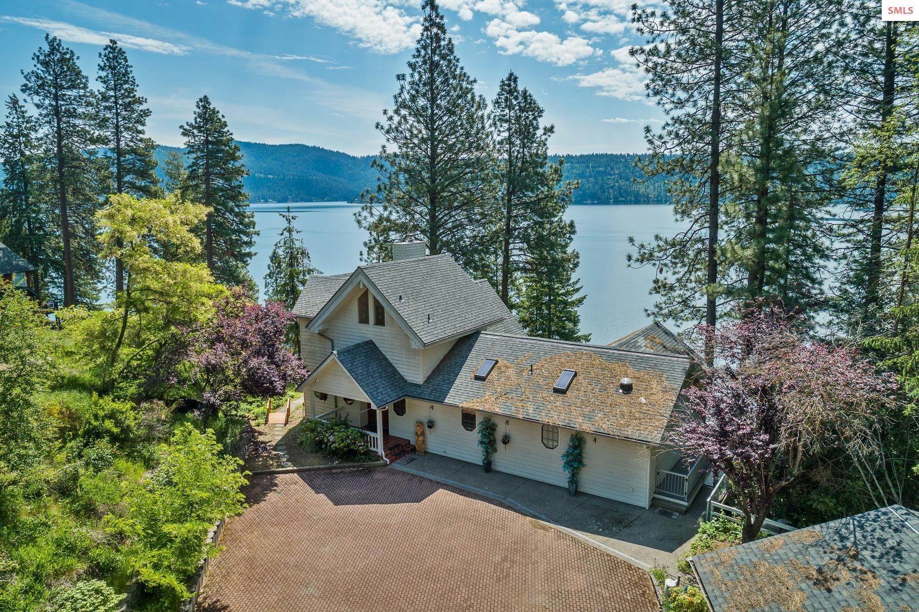 Single Family Homes for Sale at 6766 W Rockford Bay Road Coeur d’Alene, Idaho 83814 United States