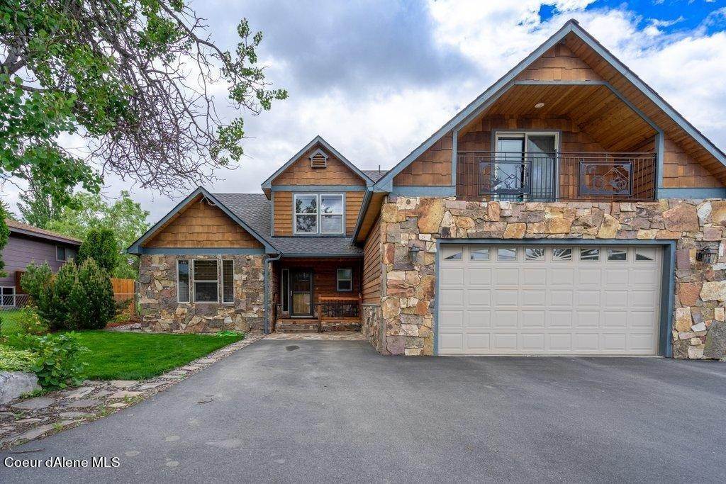 Single Family Homes for Sale at 105 Greenview Terrace Pinehurst, Idaho 83850 United States