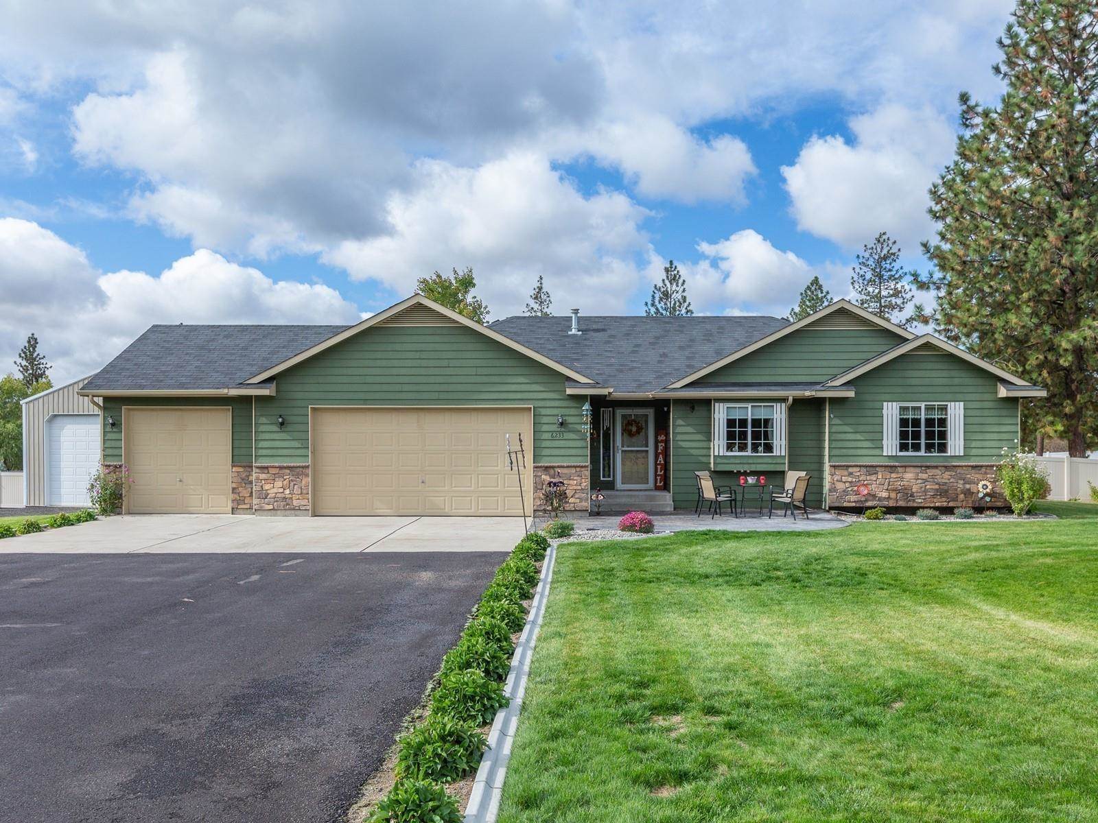 Single Family Homes for Sale at 6233 Pearson Drive Nine Mile Falls, Washington 99026 United States