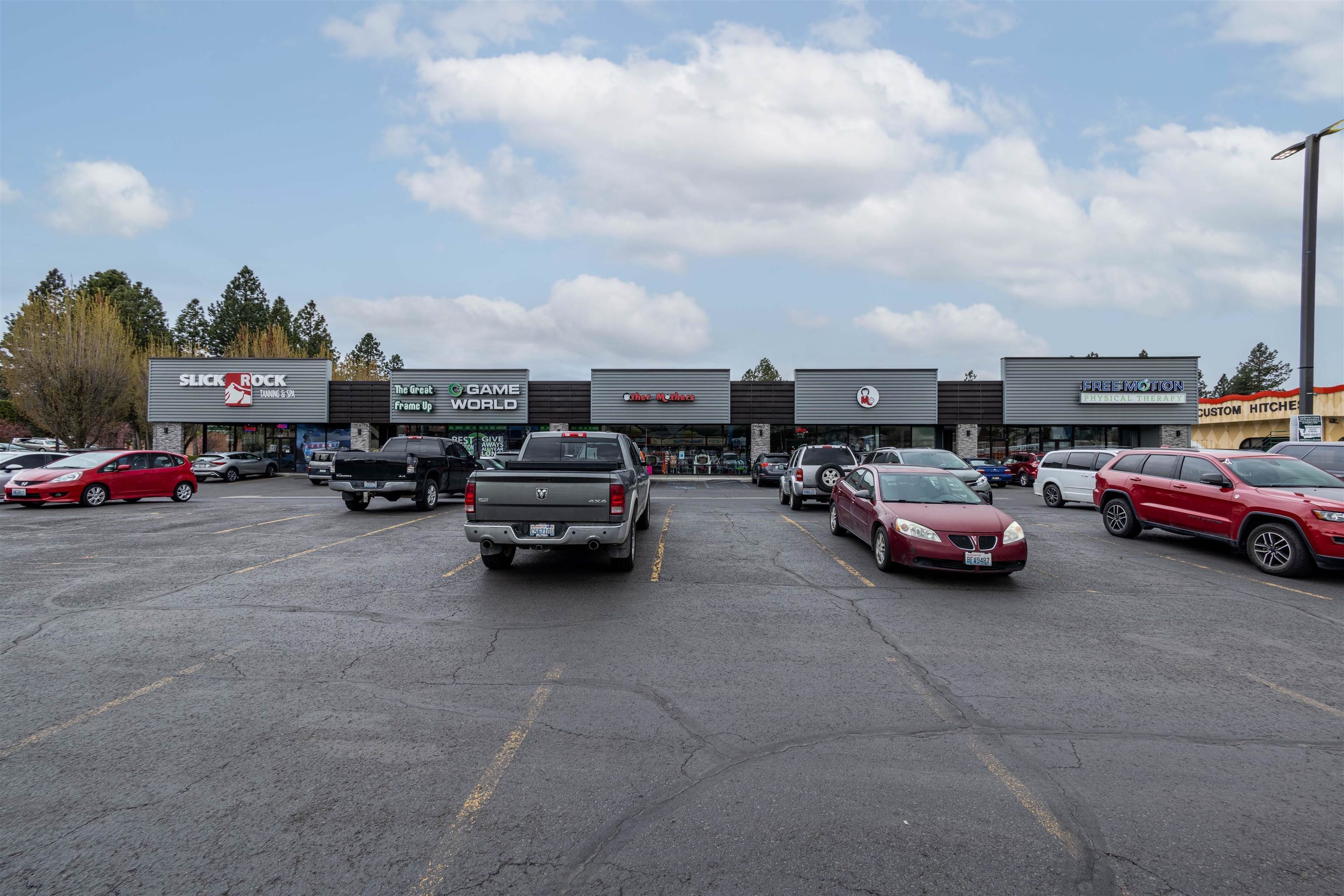 Commercial for Sale at 8701 N Division Street Spokane, Washington 99218 United States