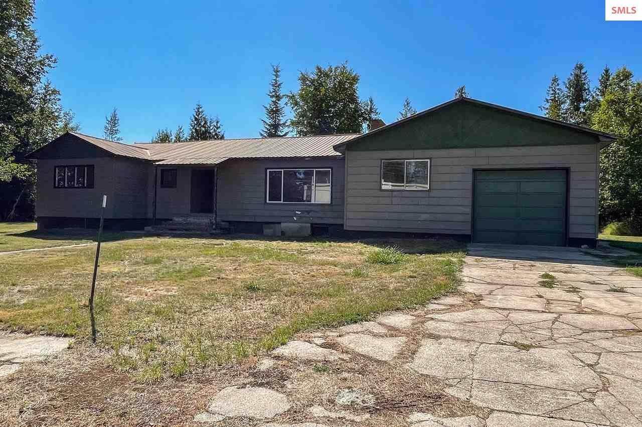 9. Single Family Homes for Sale at 476910 Highway 95 Ponderay, Idaho 83852 United States
