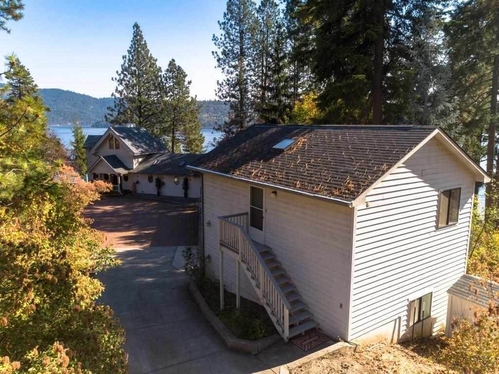 8. Single Family Homes for Sale at 6766 W Rockford Bay Road Coeur d’Alene, Idaho 83814 United States
