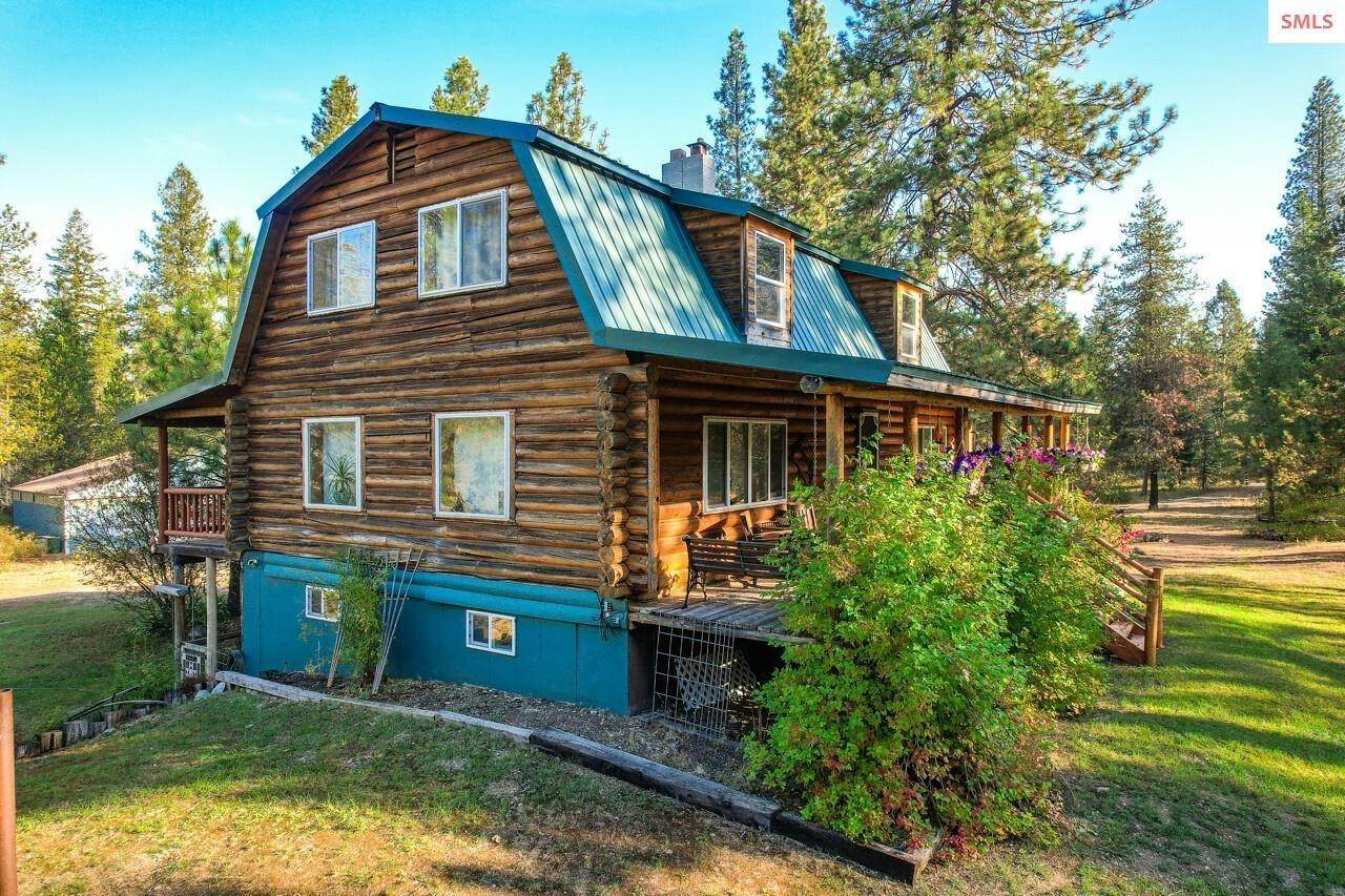3. Single Family Homes for Sale at 34057 N Priest River Drive Spirit Lake, Idaho 83869 United States