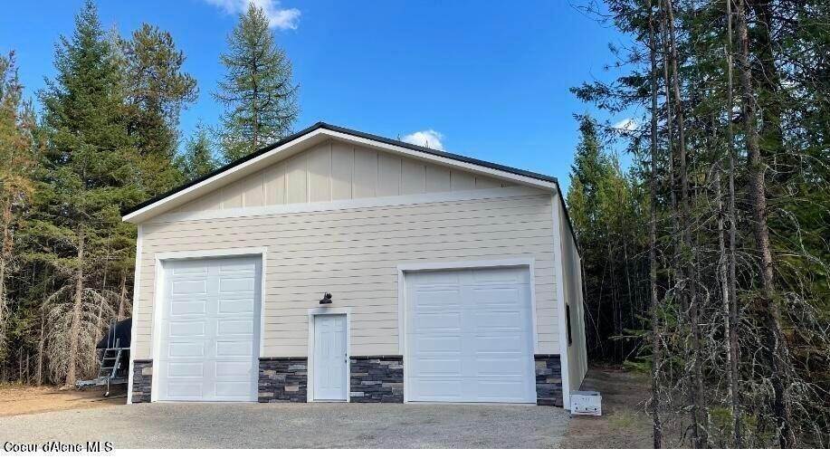 9. Single Family Homes for Sale at 592 Peacock Spirit Lake, Idaho 83869 United States