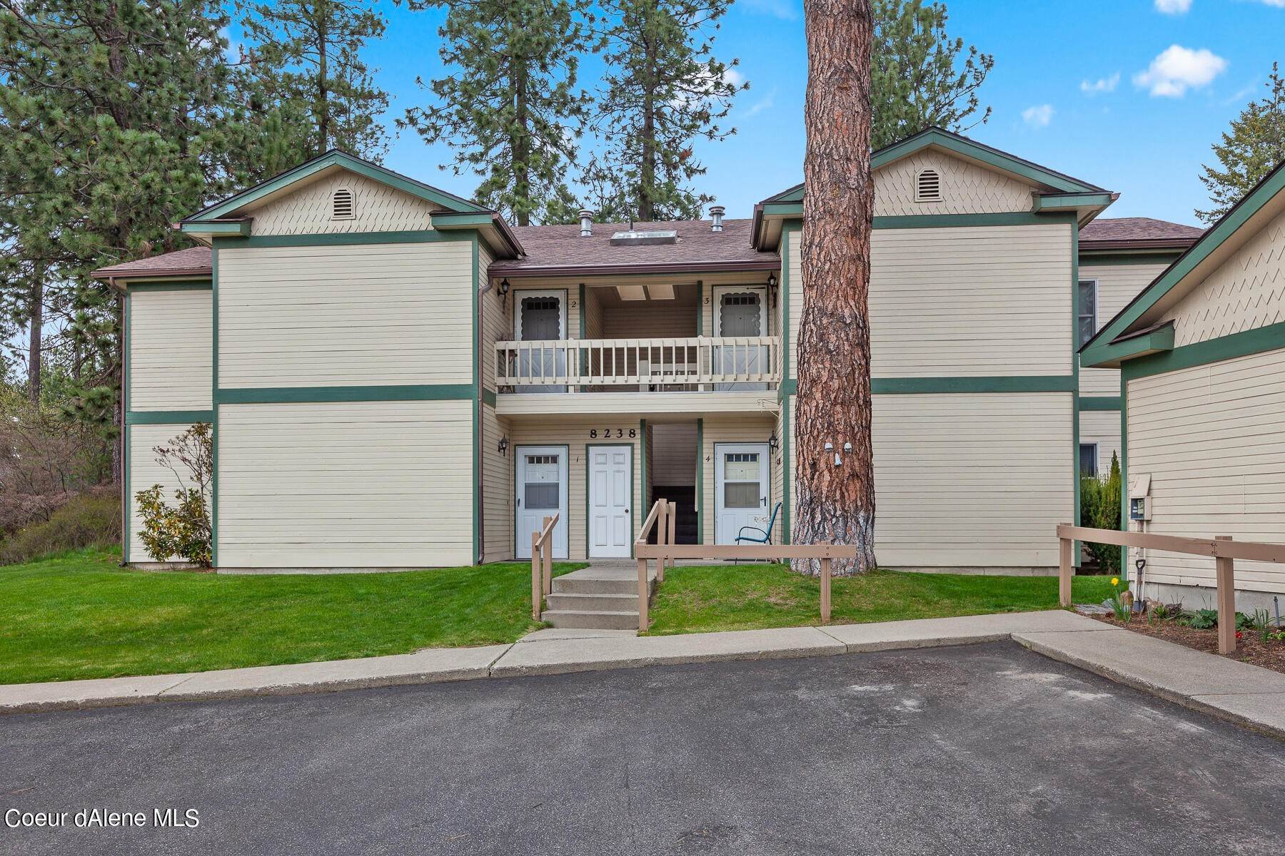 Condominiums for Sale at 8238 N VILLAGE Drive Hayden, Idaho 83835 United States