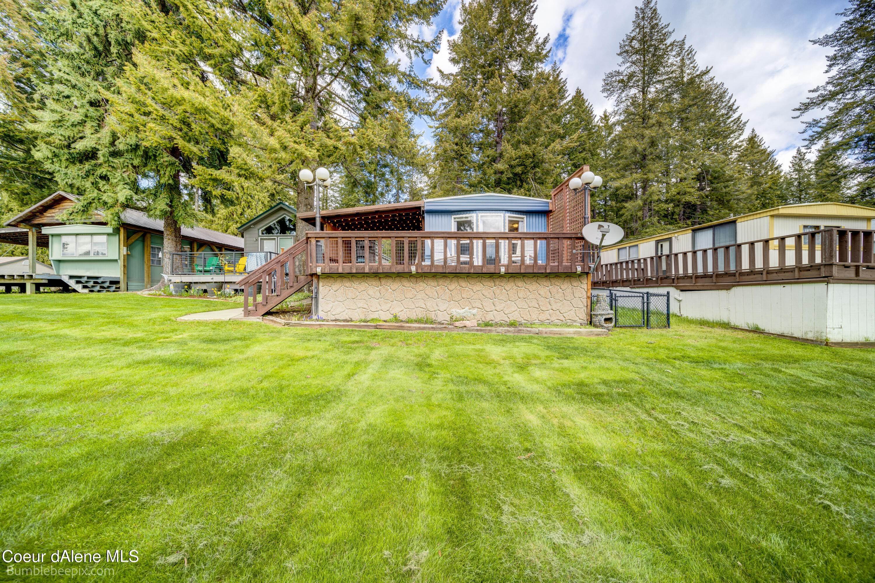 10. Single Family Homes for Sale at 7562 W SPIRIT LAKE Road Spirit Lake, Idaho 83869 United States