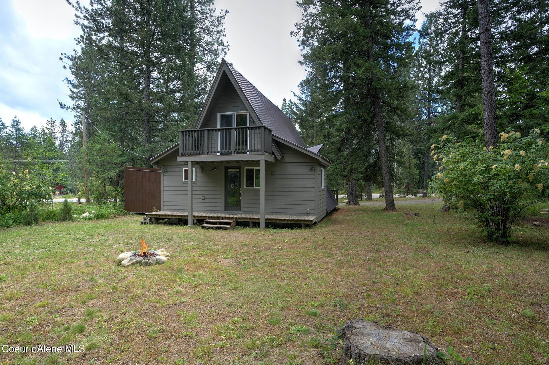 35. Single Family Homes for Sale at 467 Schweitzer Mountain Road Sandpoint, Idaho 83864 United States