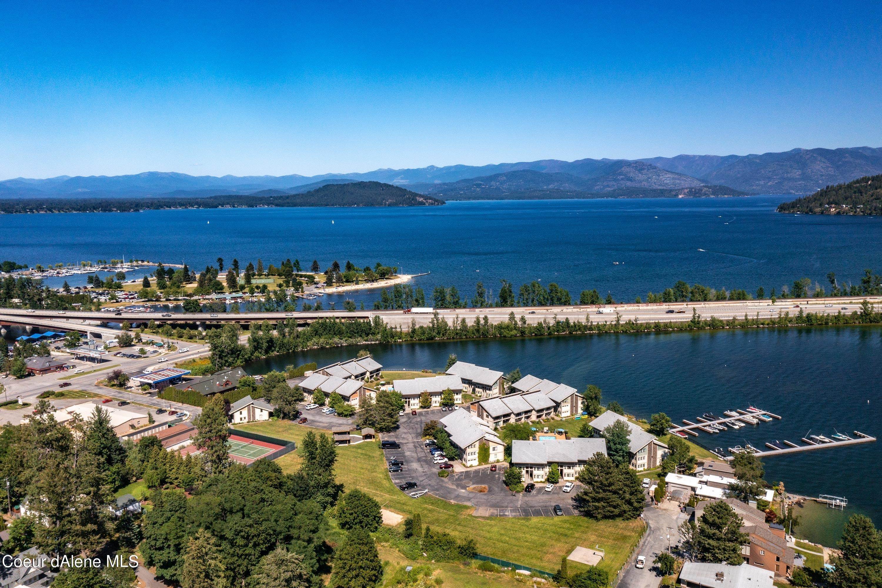 4. Condominiums for Sale at 301 Iberian Wy Sandpoint, Idaho 83864 United States