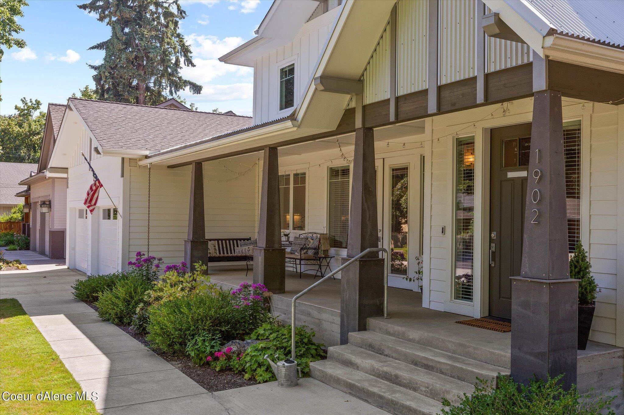 3. Single Family Homes for Sale at 1902 S Sherman Street Spokane, Washington 99203 United States