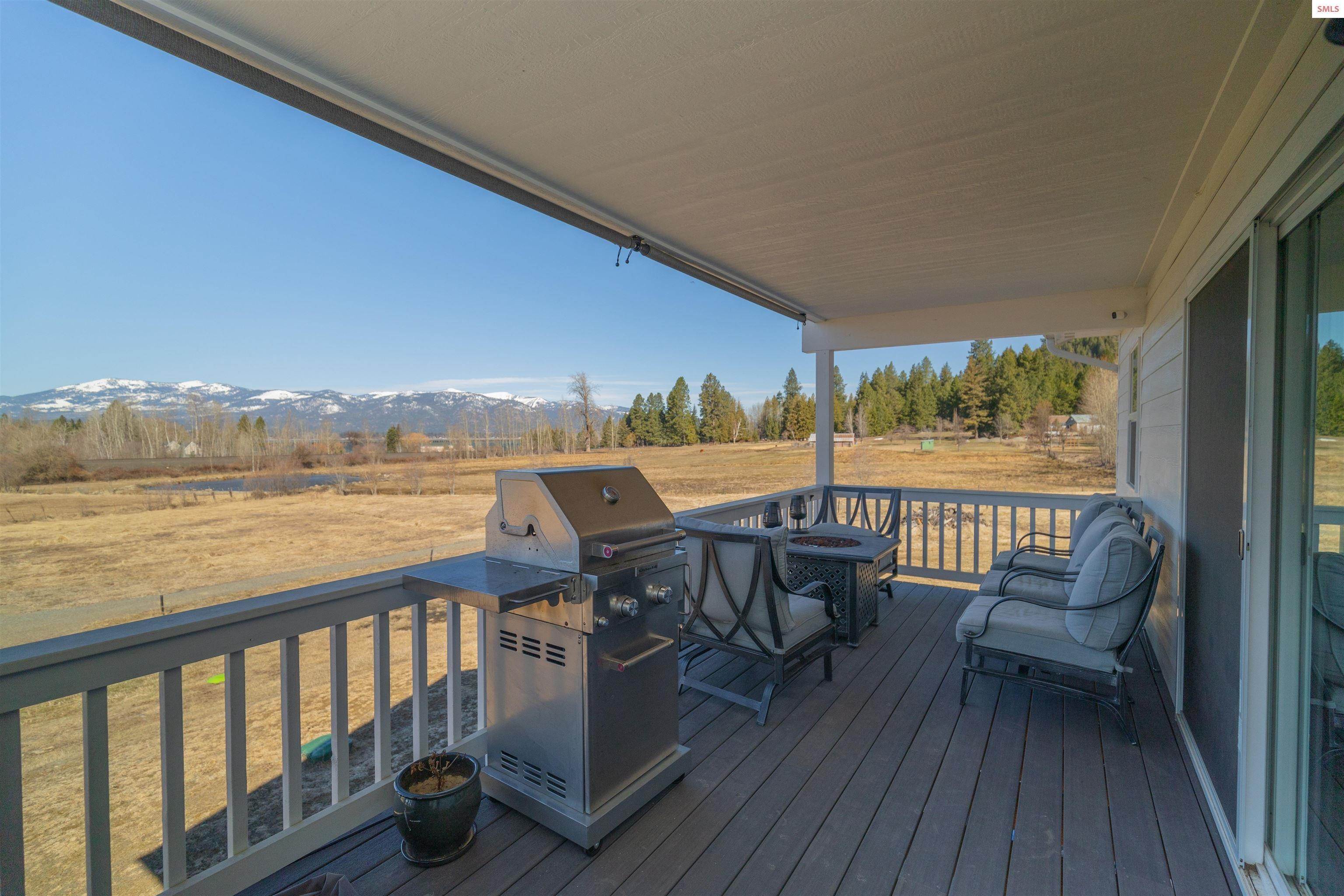 15. Single Family Homes for Sale at 103 Bella View Drive Sagle, Idaho 83860 United States