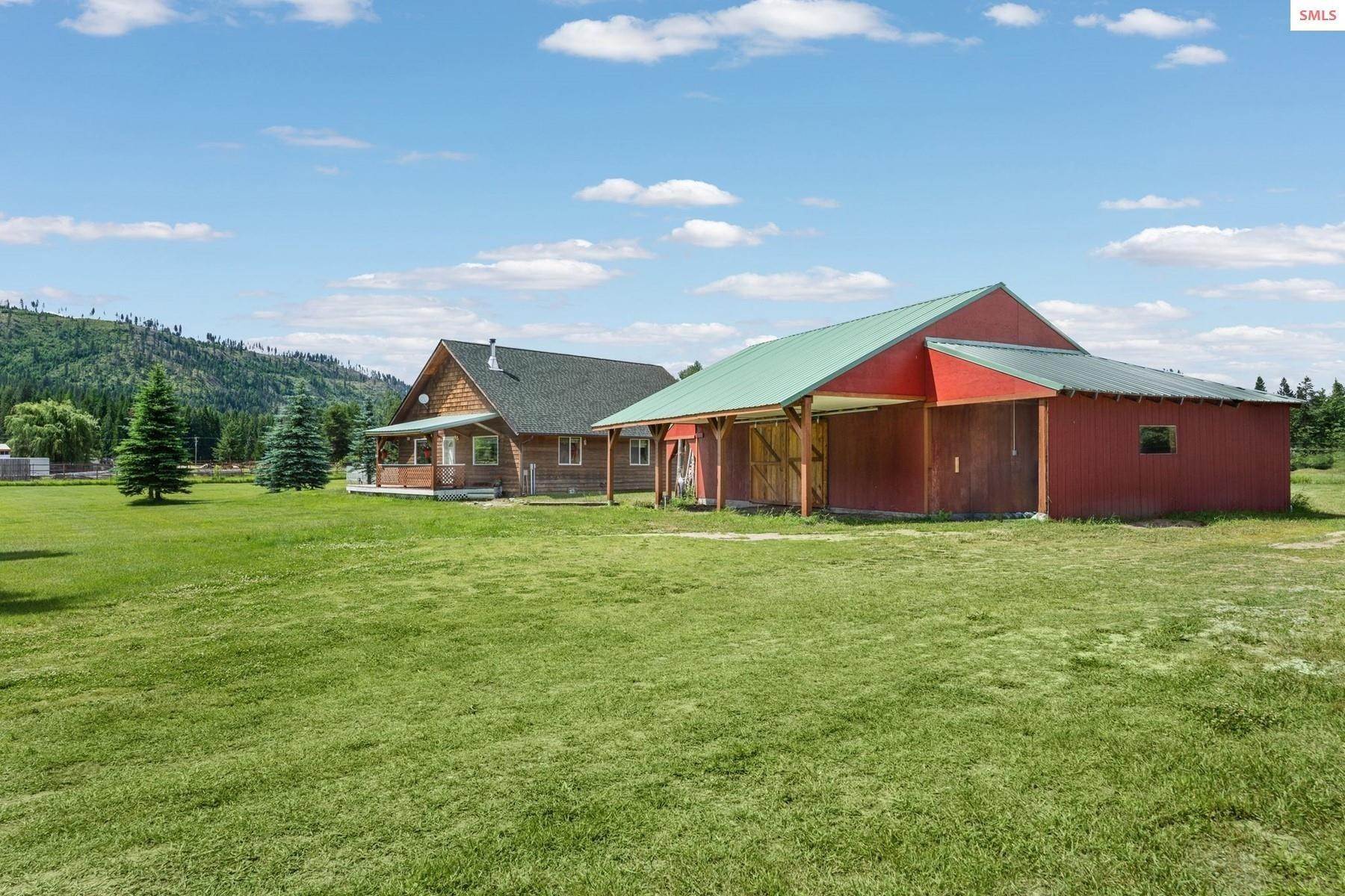 41. Single Family Homes for Sale at 4300 Paradise Valley Road Bonners Ferry, Idaho 83805 United States
