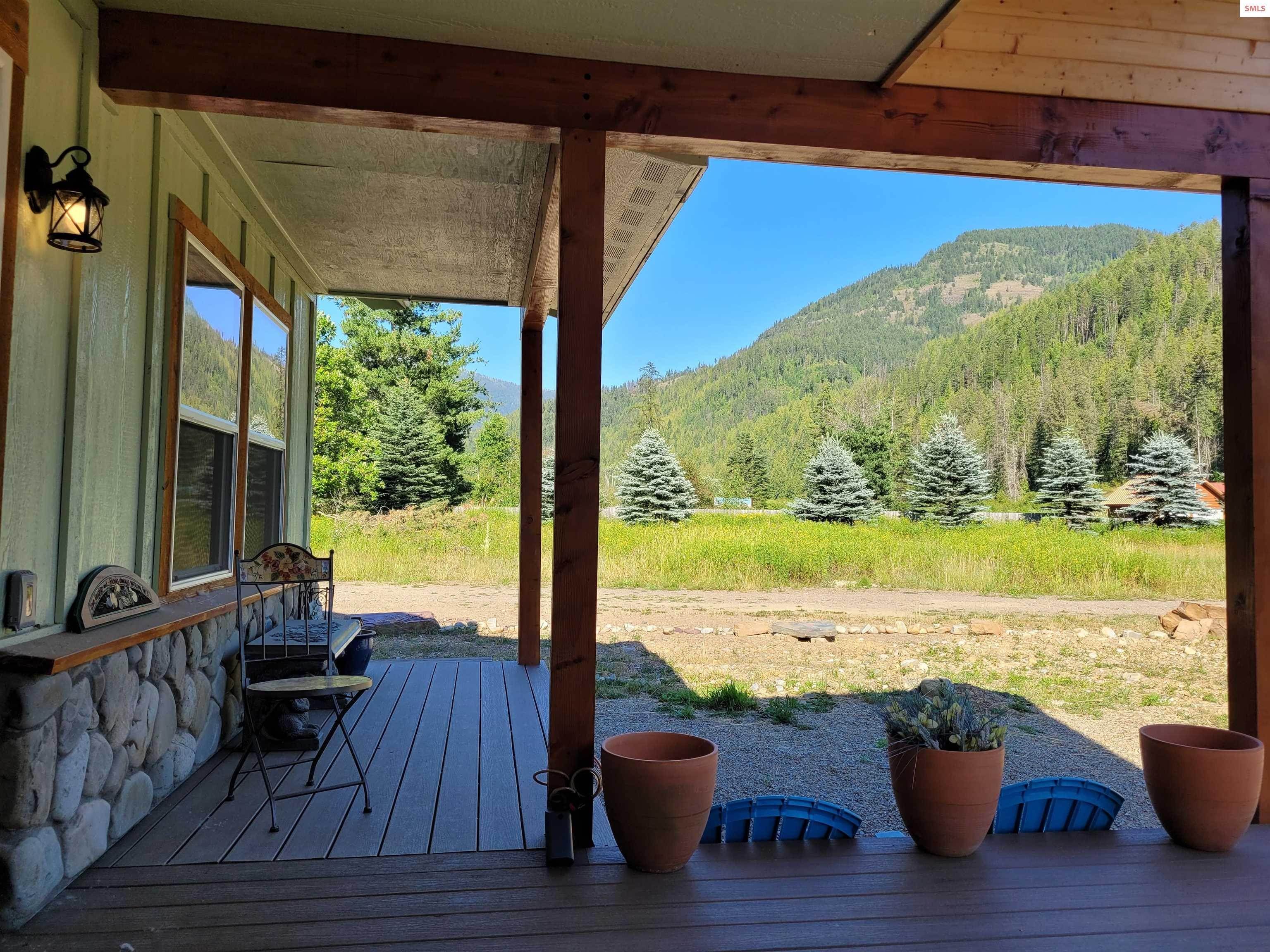 13. Single Family Homes for Sale at 15 Elk Horn Drive Clark Fork, Idaho 83811 United States