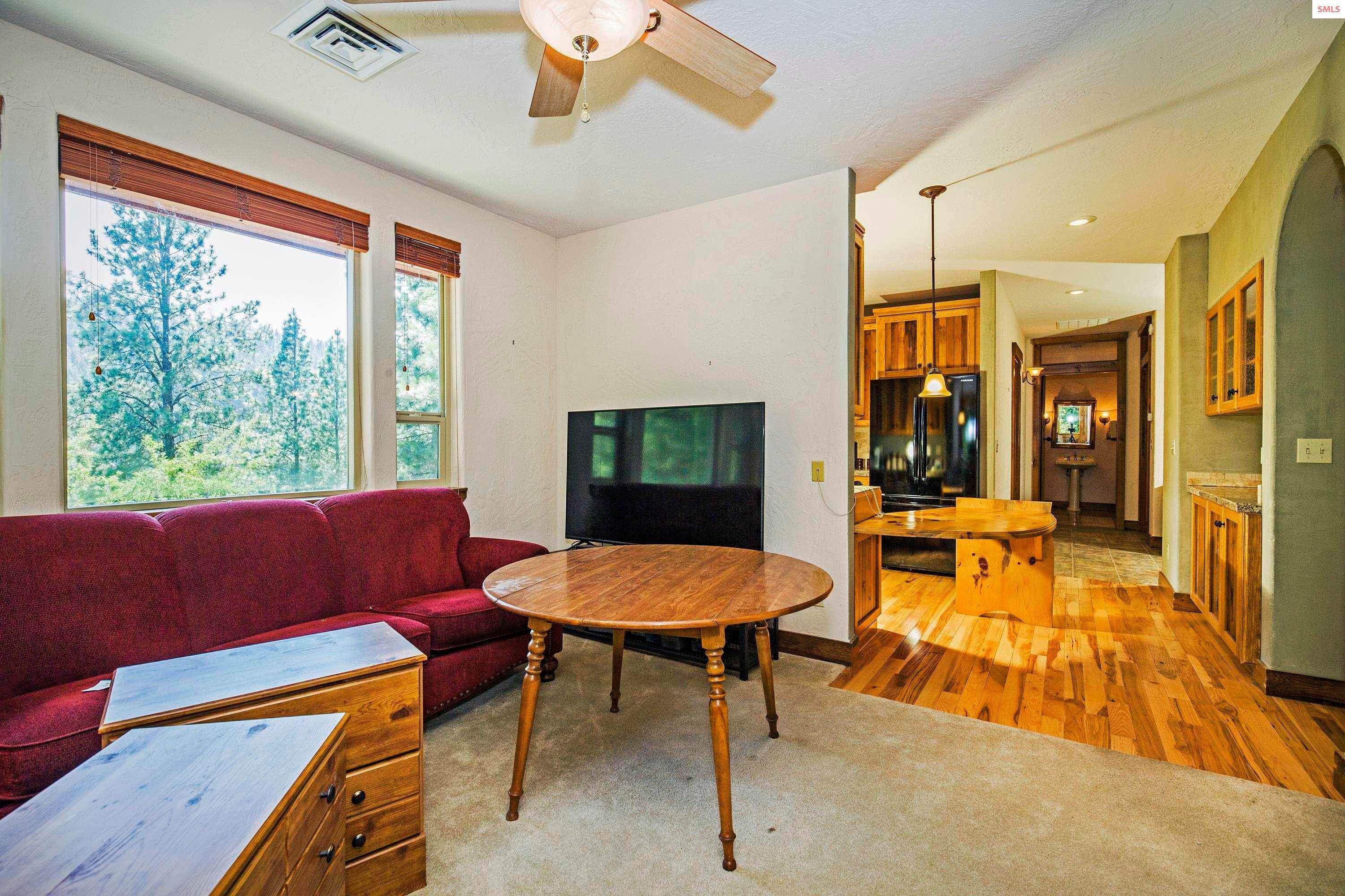 39. Single Family Homes for Sale at 134 Bear Paw Lane Orofino, Idaho 83541 United States