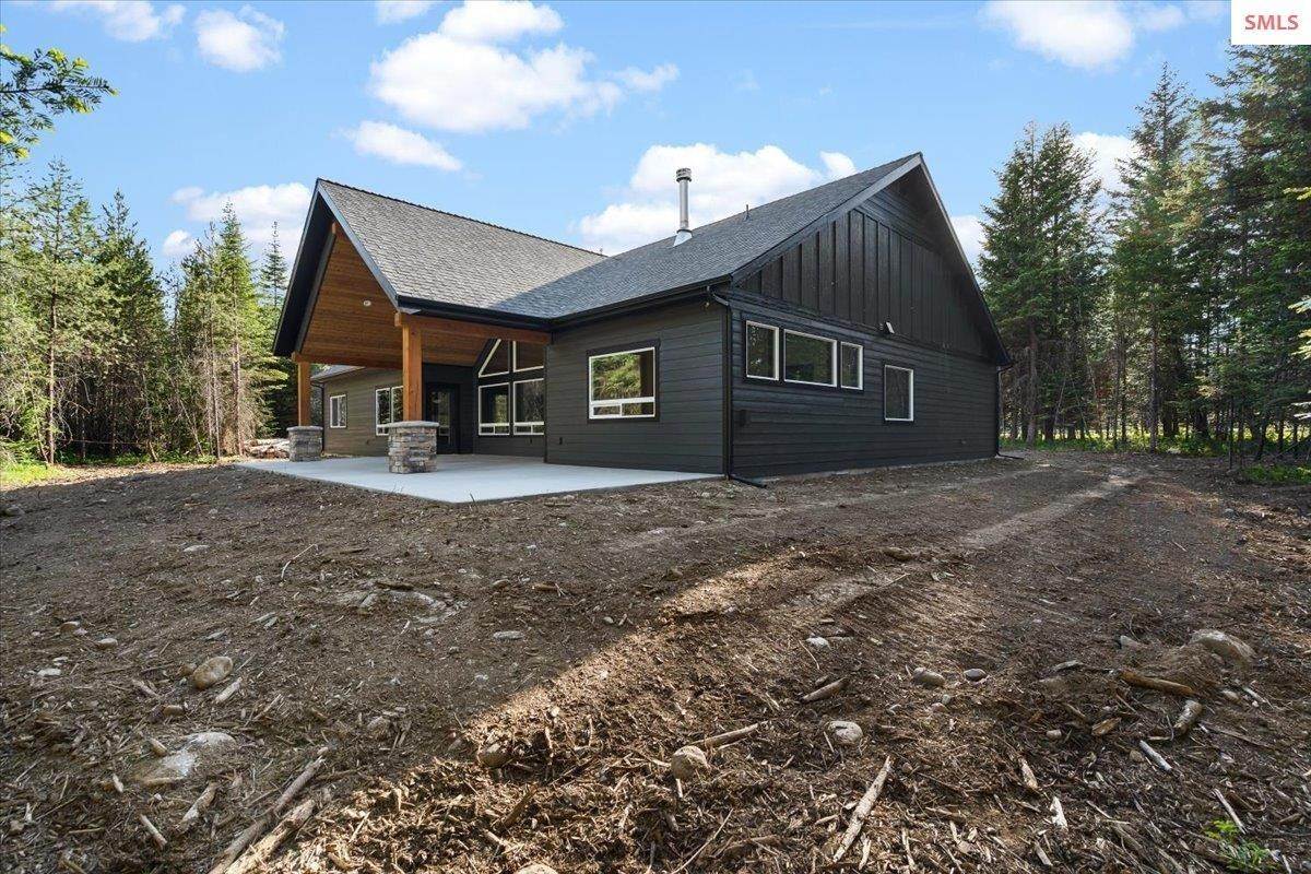 34. Single Family Homes for Sale at L1B3 N Ceylon Road Rathdrum, Idaho 83858 United States