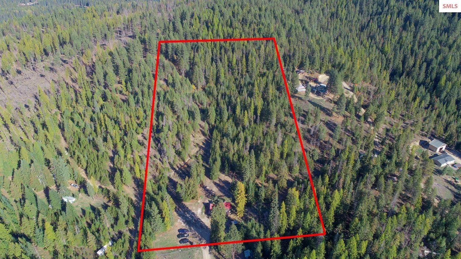 3. Single Family Homes for Sale at 3887 Gleason McAbee Falls Road Priest River, Idaho 83856 United States
