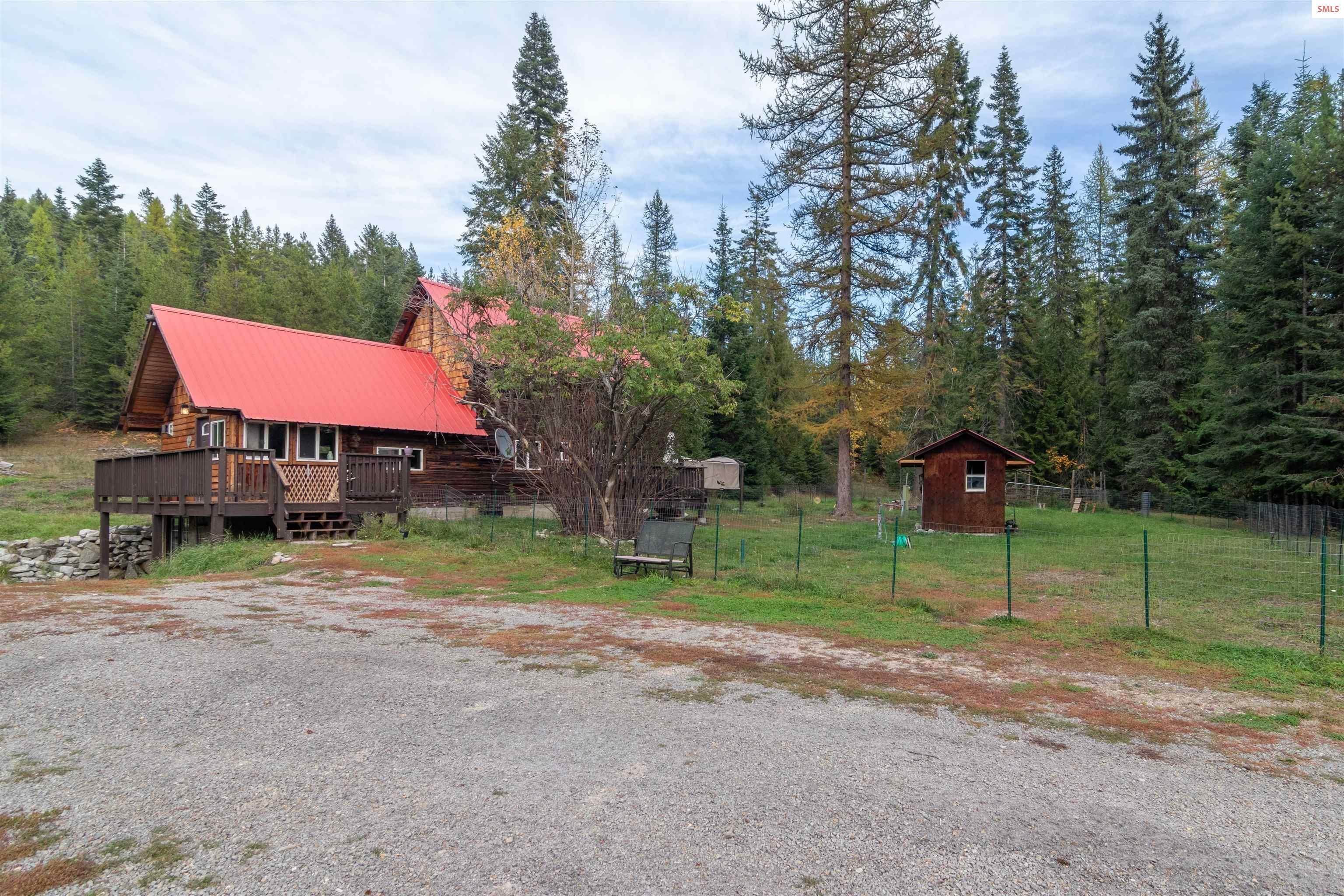 32. Single Family Homes for Sale at 3887 Gleason McAbee Falls Road Priest River, Idaho 83856 United States
