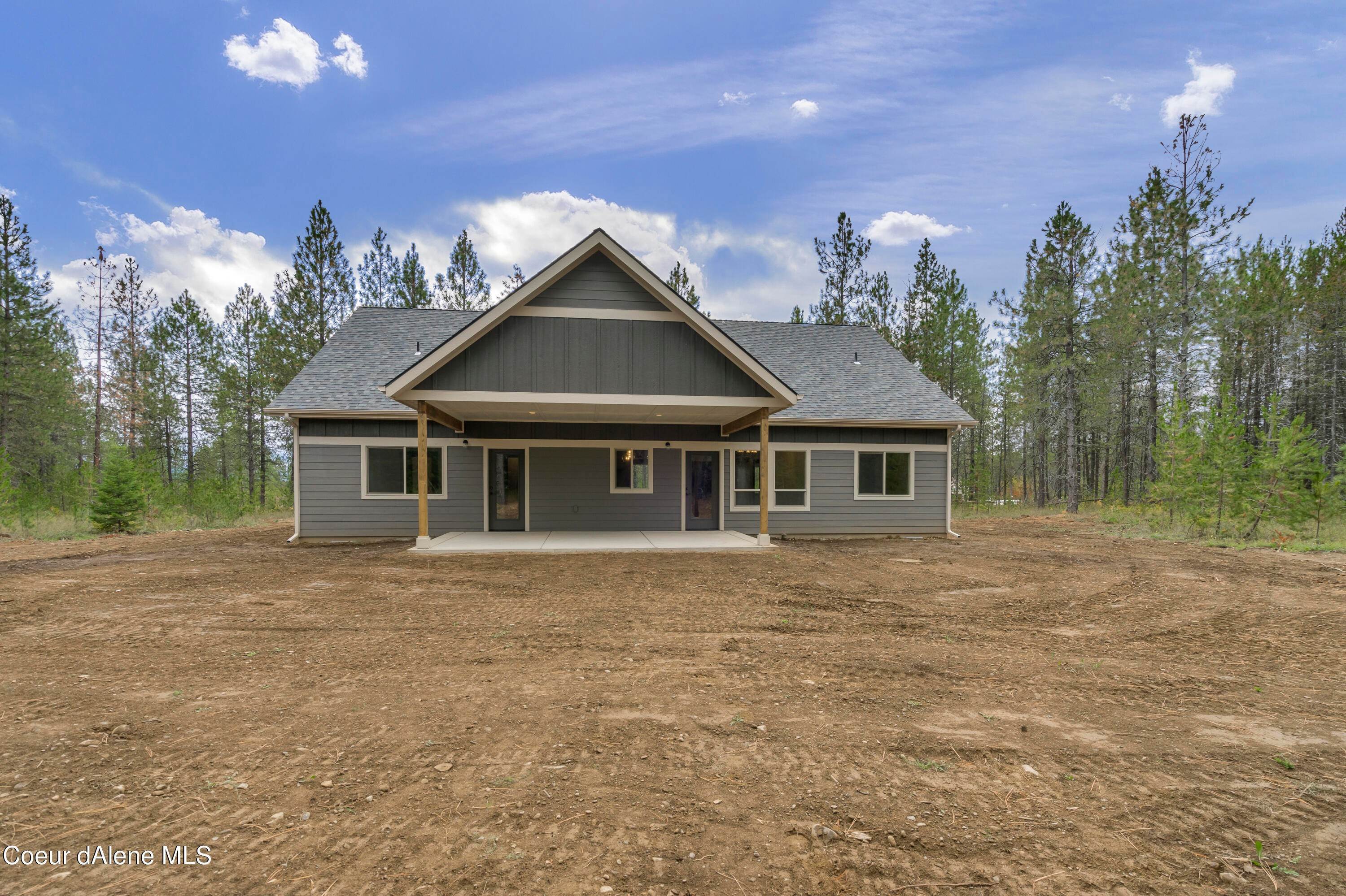 29. Single Family Homes for Sale at L11B1 N Eclipse Road Rathdrum, Idaho 83858 United States