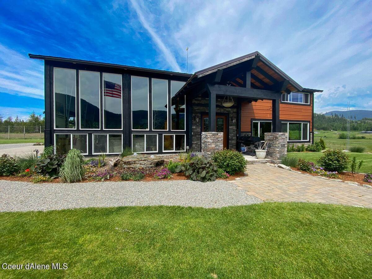 10. Single Family Homes for Sale at 12473 E Nunn Road Athol, Idaho 83801 United States