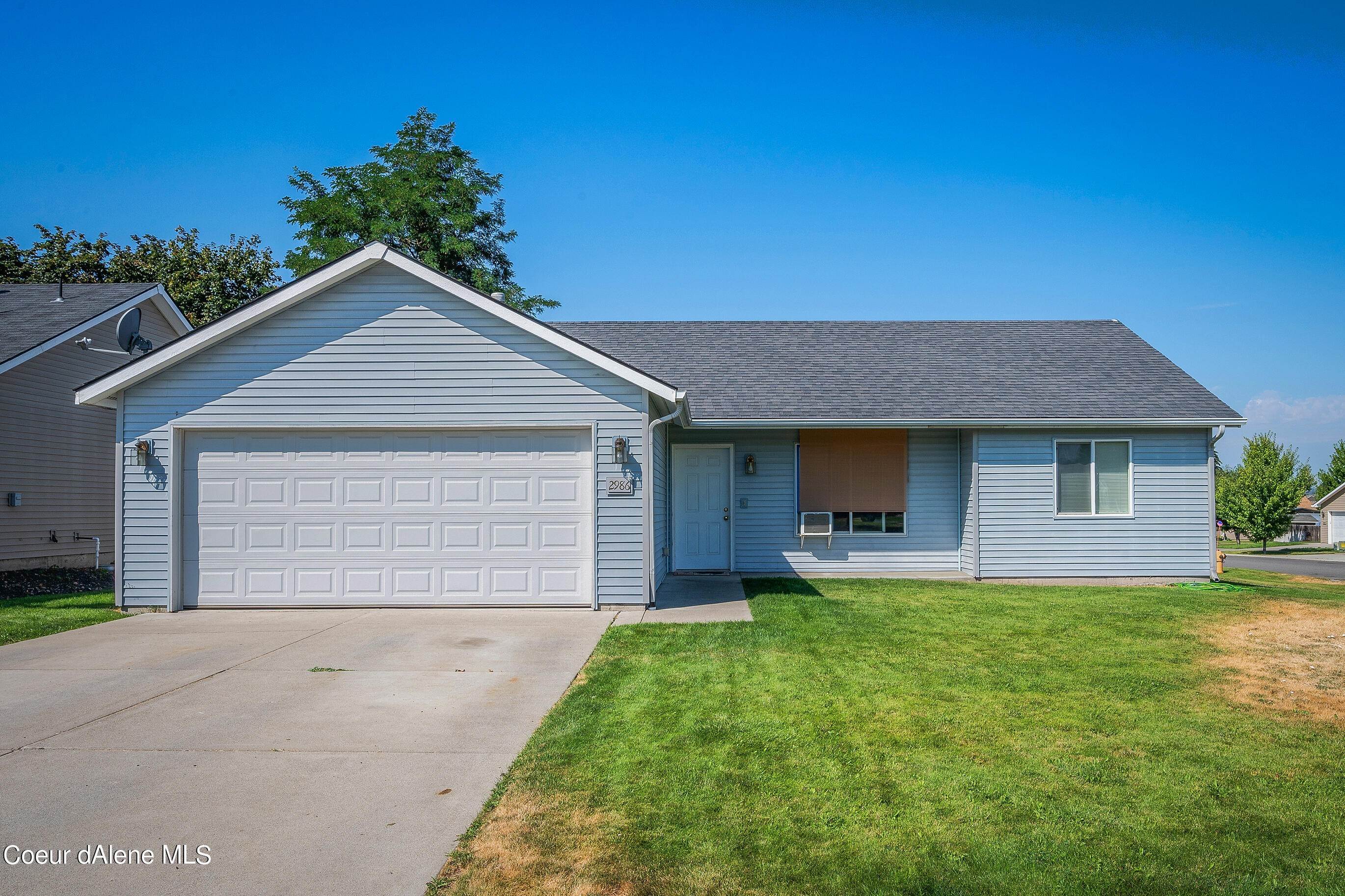 3. Single Family Homes for Sale at 2986 E KNAPP Circle Post Falls, Idaho 83854 United States