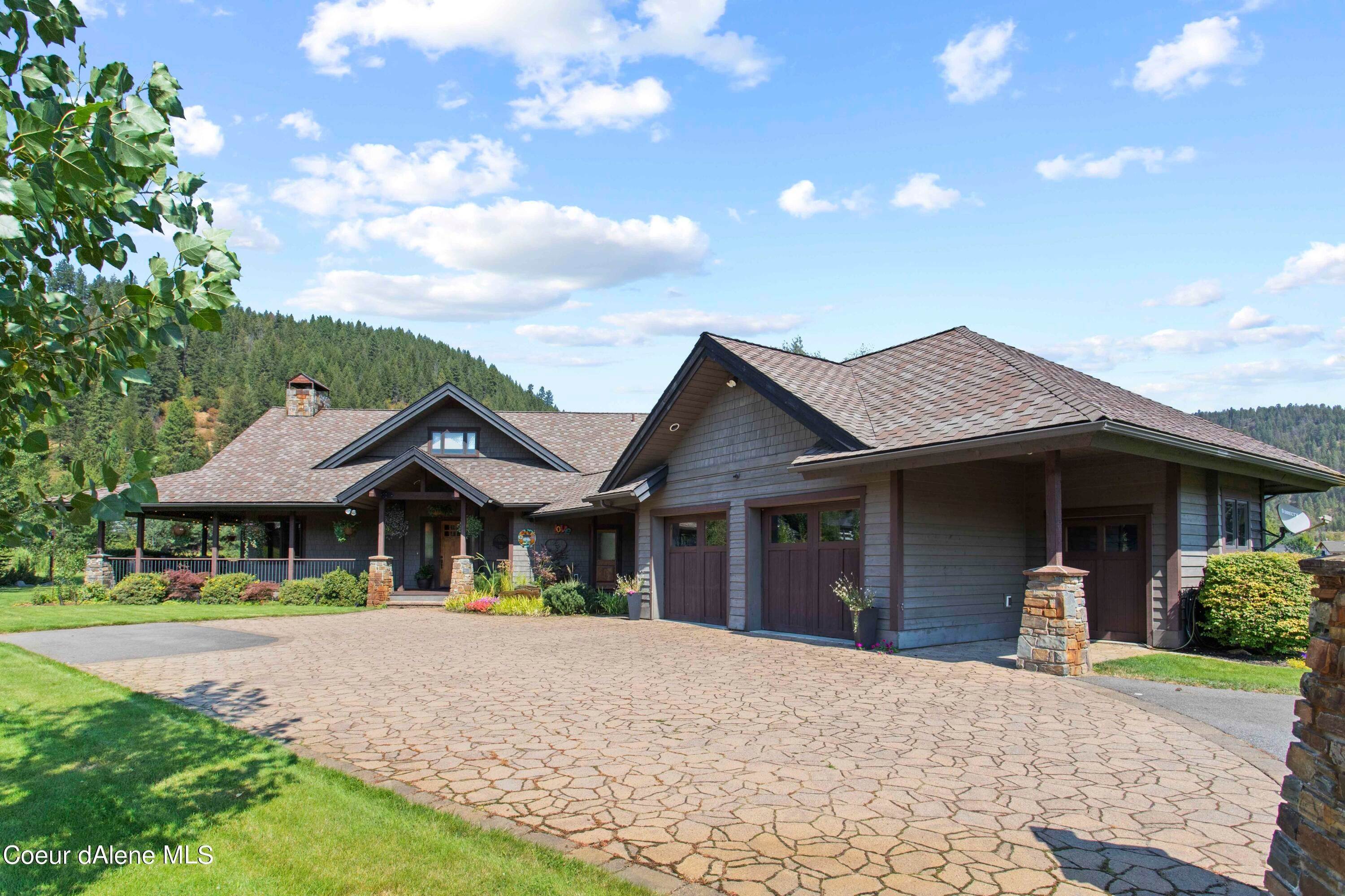 3. Single Family Homes for Sale at 28 Alpenrose Lane Sandpoint, Idaho 83864 United States