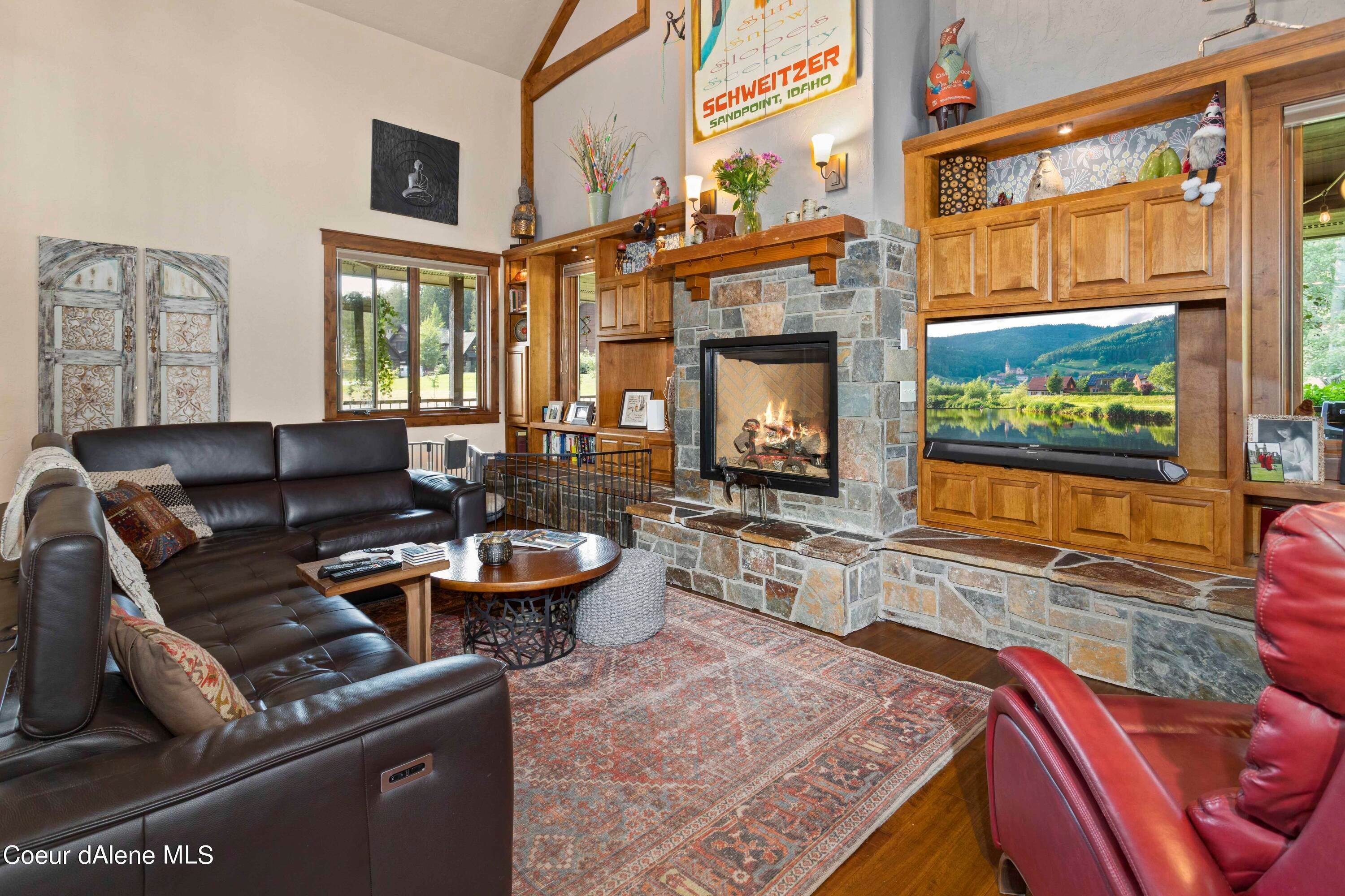 14. Single Family Homes for Sale at 28 Alpenrose Lane Sandpoint, Idaho 83864 United States