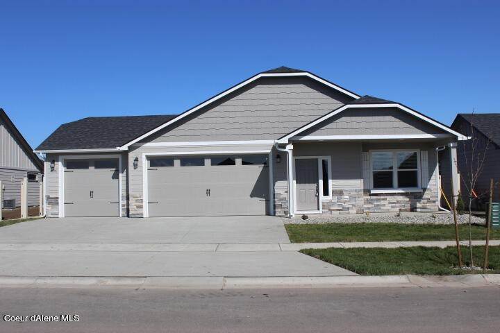 29. Single Family Homes for Sale at 4391 N May Ella Loop Post Falls, Idaho 83854 United States