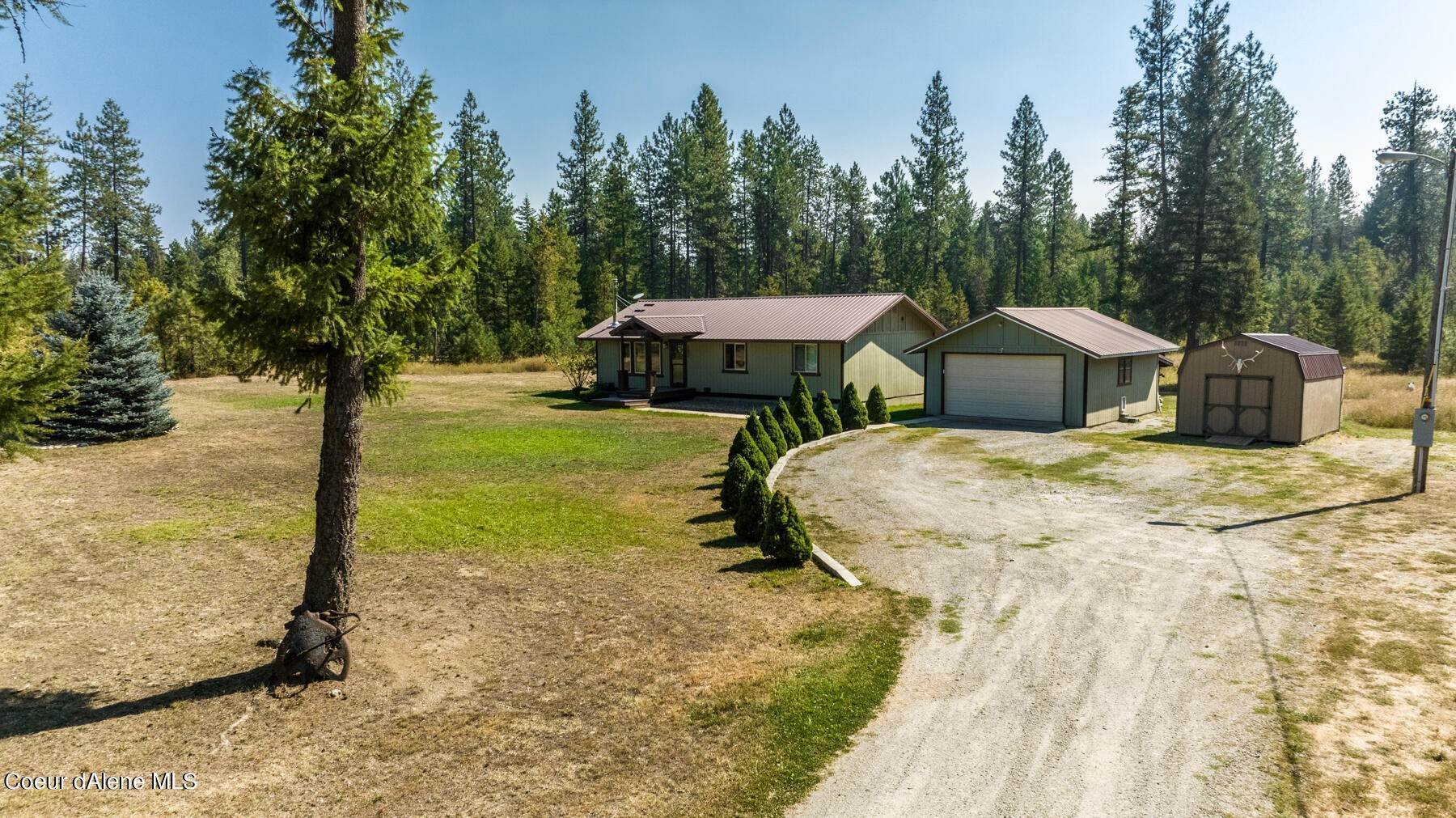 38. Single Family Homes for Sale at 1632 Freeman Lake Road Oldtown, Idaho 83822 United States