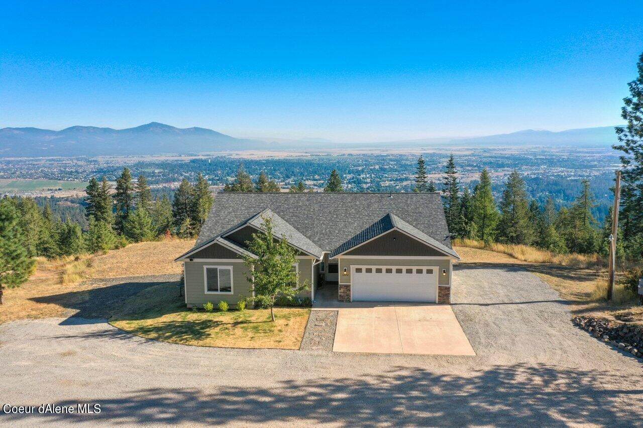 3. Single Family Homes for Sale at 13476 W MARGISHWARD Road Post Falls, Idaho 83854 United States