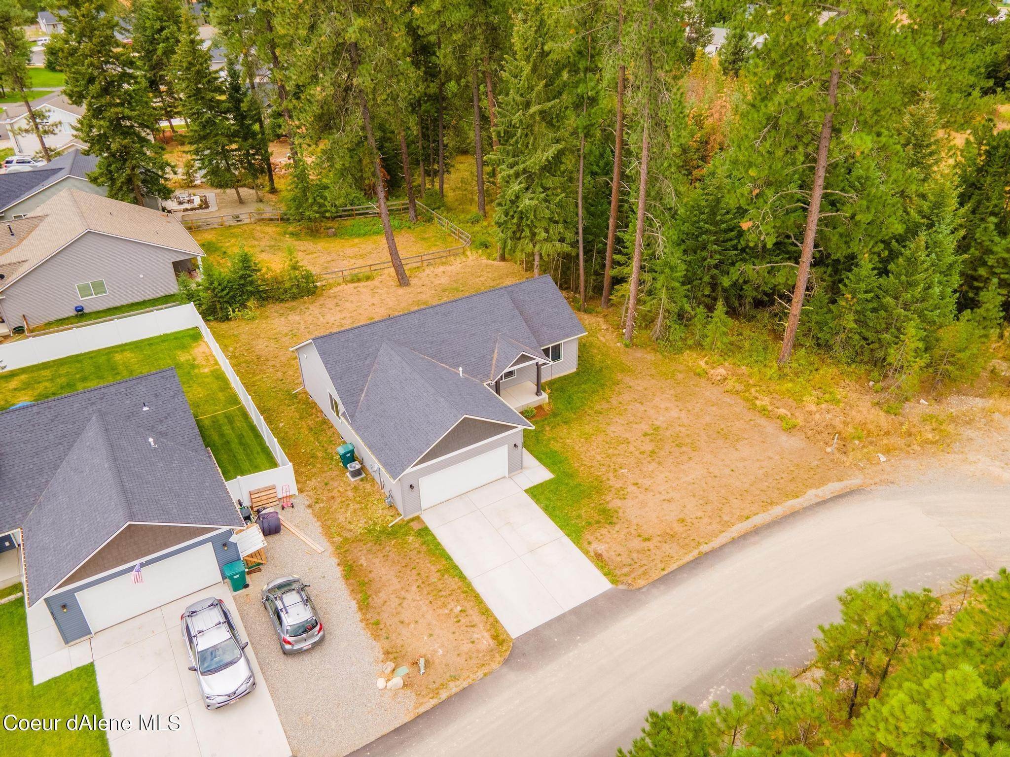 23. Single Family Homes for Sale at 5520 W DELAWARE Street Spirit Lake, Idaho 83869 United States