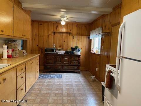 10. Single Family Homes for Sale at 311 SE 4th Street Oldtown, Idaho 83822 United States