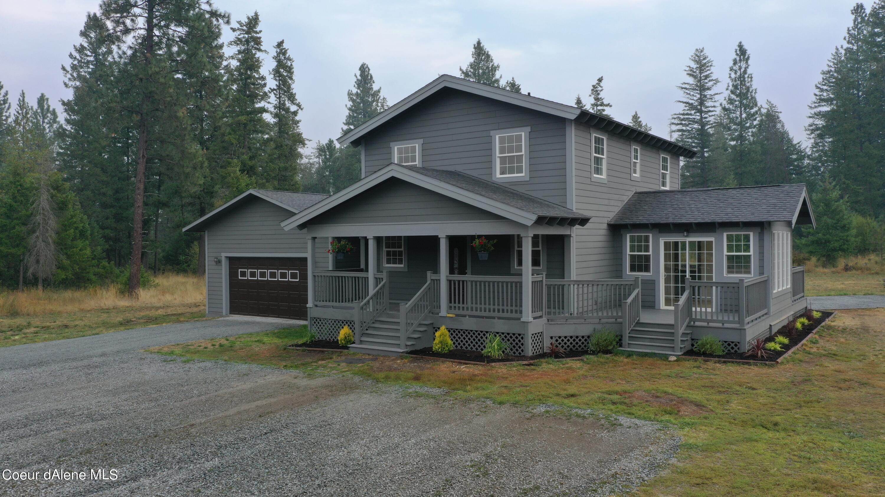 3. Single Family Homes for Sale at 384 Ediah Road Spirit Lake, Idaho 83869 United States