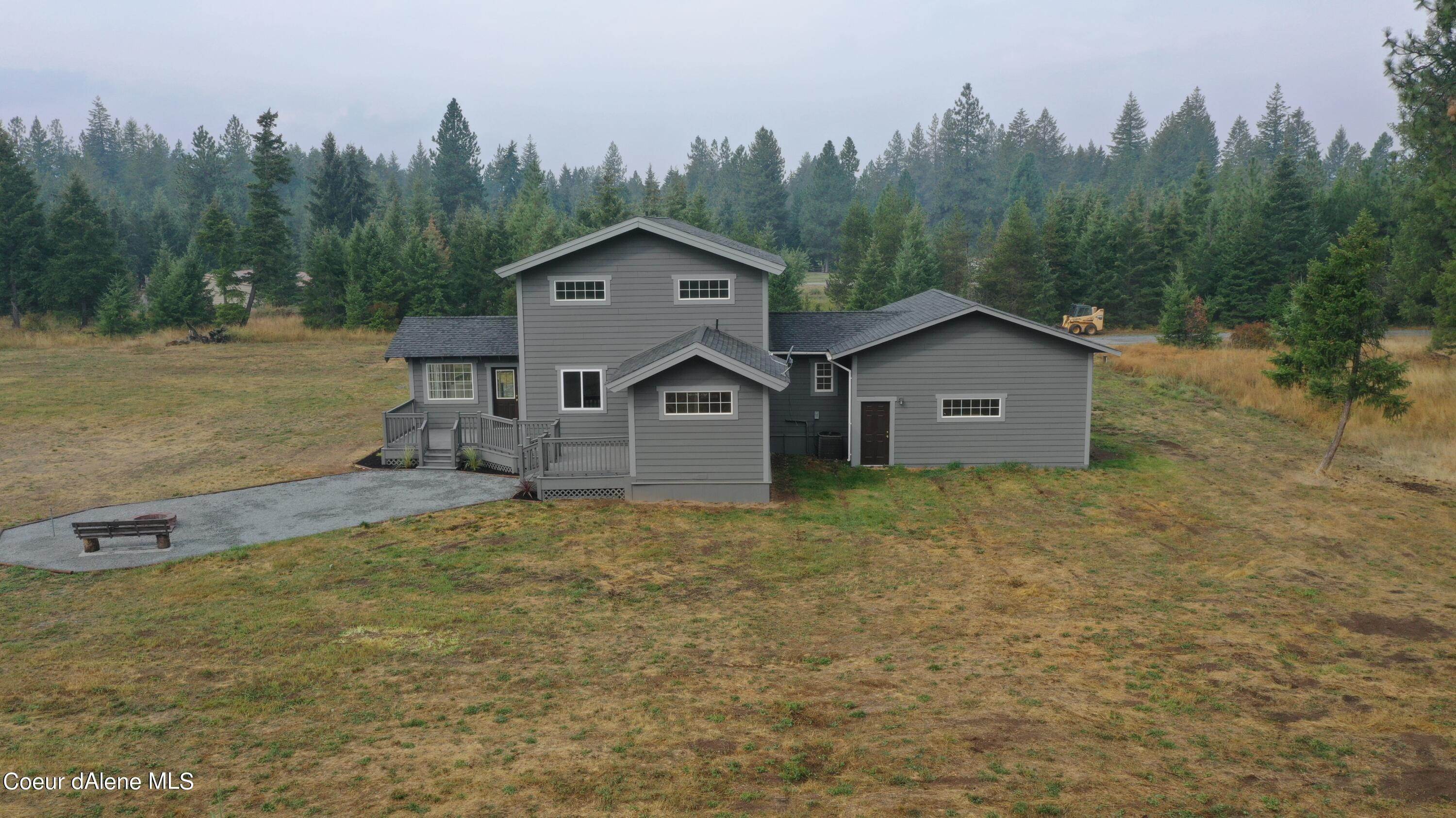 35. Single Family Homes for Sale at 384 Ediah Road Spirit Lake, Idaho 83869 United States