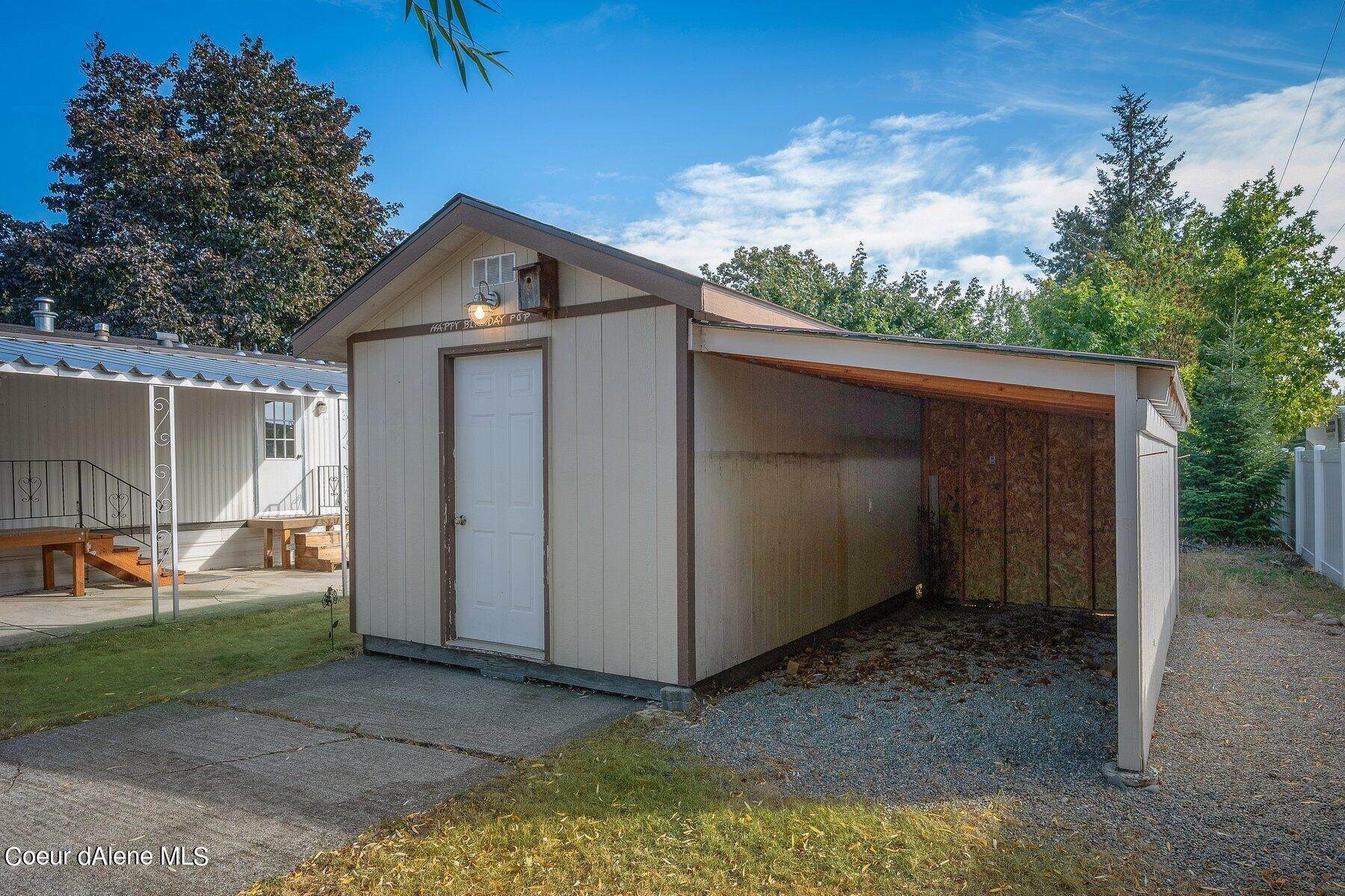 37. Single Family Homes for Sale at 11786 N ALASKA LOOP Hayden, Idaho 83835 United States