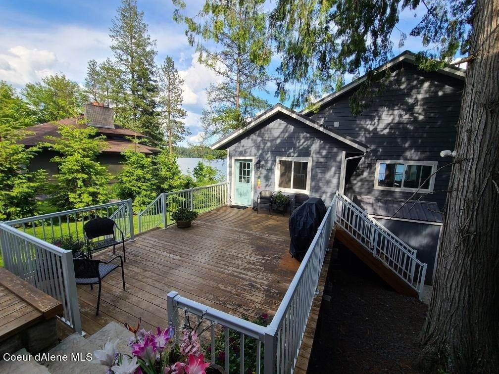 49. Single Family Homes for Sale at 30026 N TERRACE Avenue Spirit Lake, Idaho 83869 United States