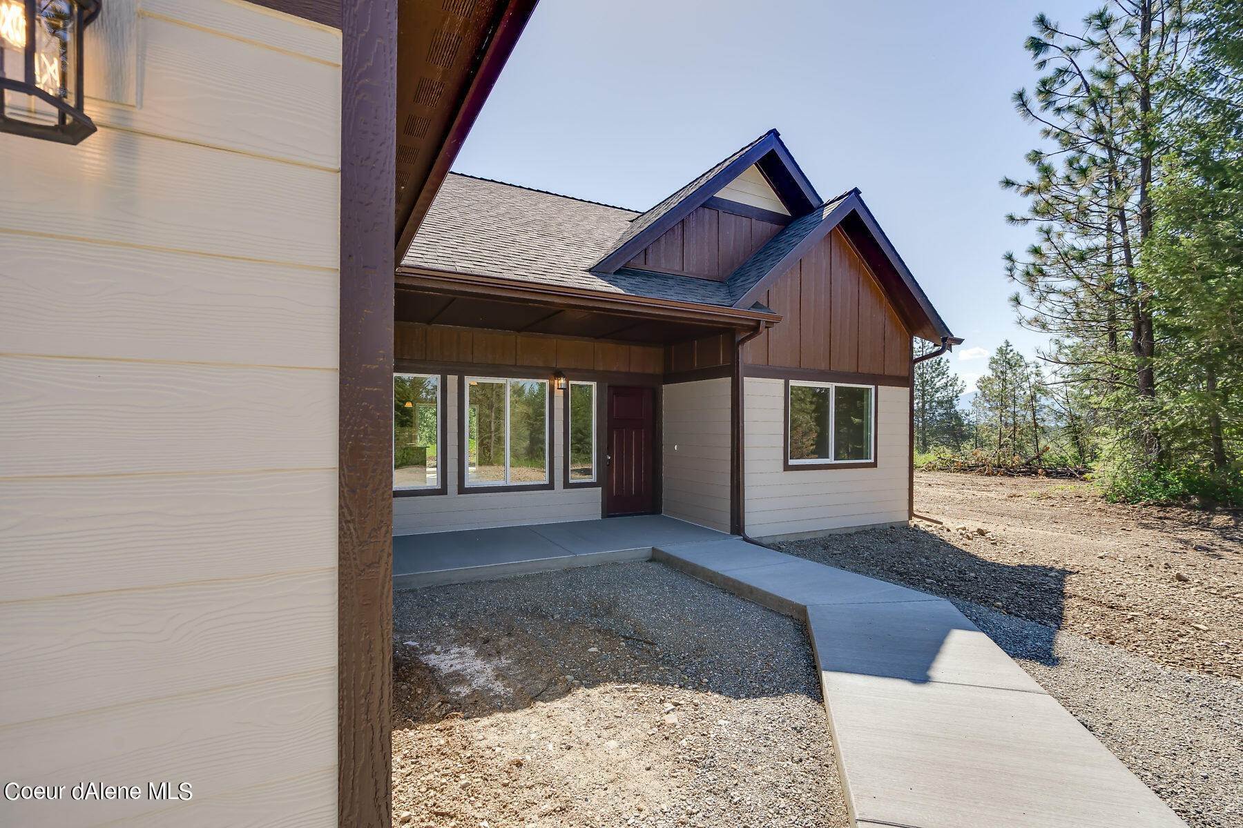 6. Single Family Homes for Sale at L11B2 E Howard Road Athol, Idaho 83801 United States