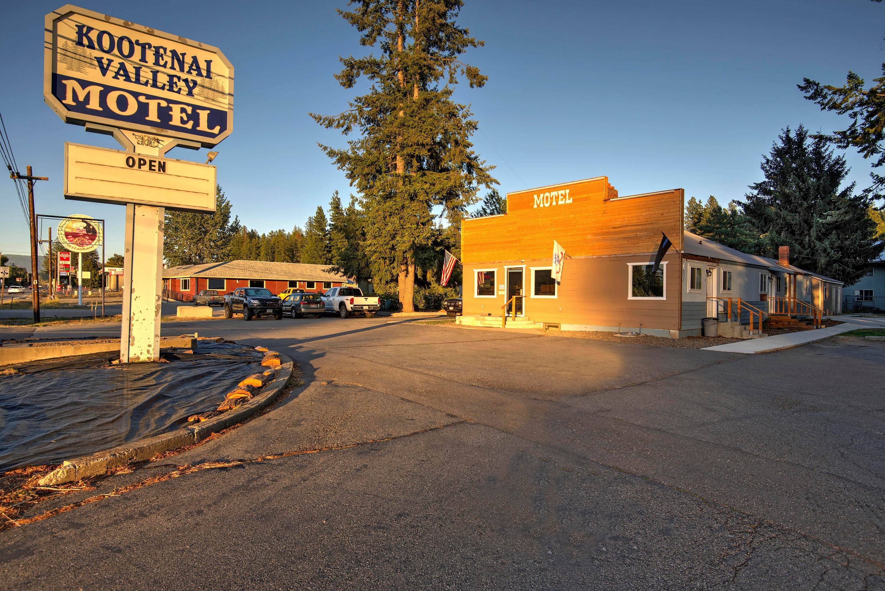 Commercial for Sale at 6409 S Main Street Bonners Ferry, Idaho 83805 United States