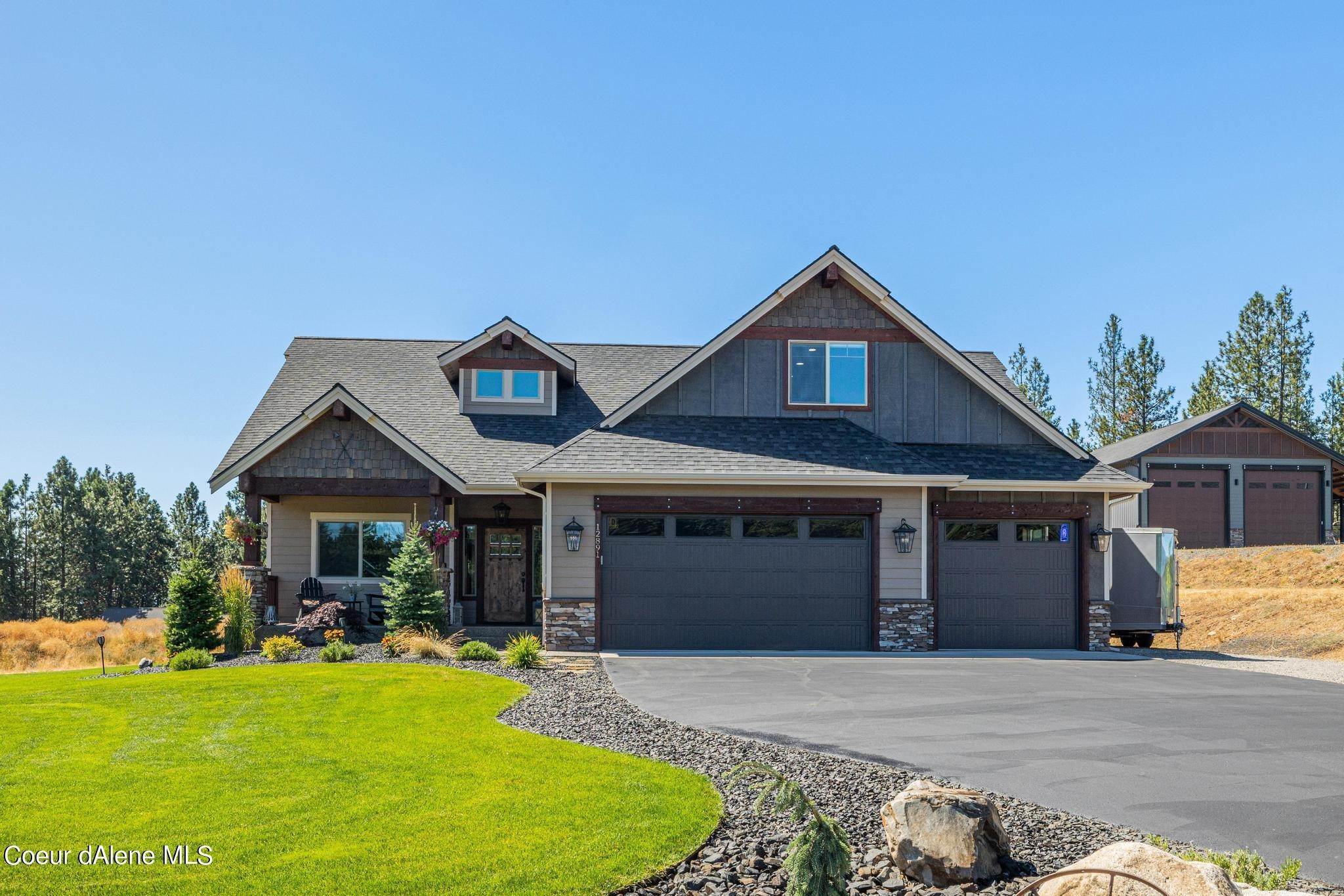 Single Family Homes for Sale at 12891 N RHETT Road Rathdrum, Idaho 83858 United States