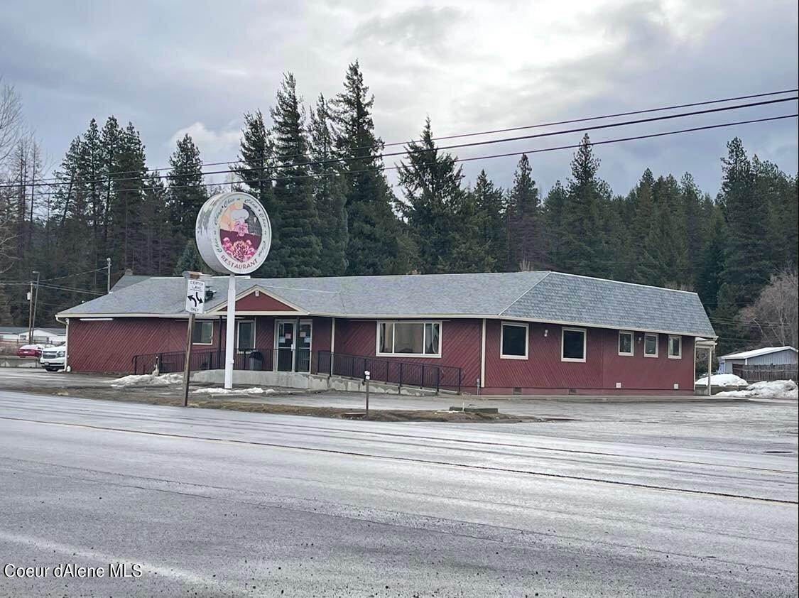 7. Commercial for Sale at 6421 Main Street Bonners Ferry, Idaho 83805 United States