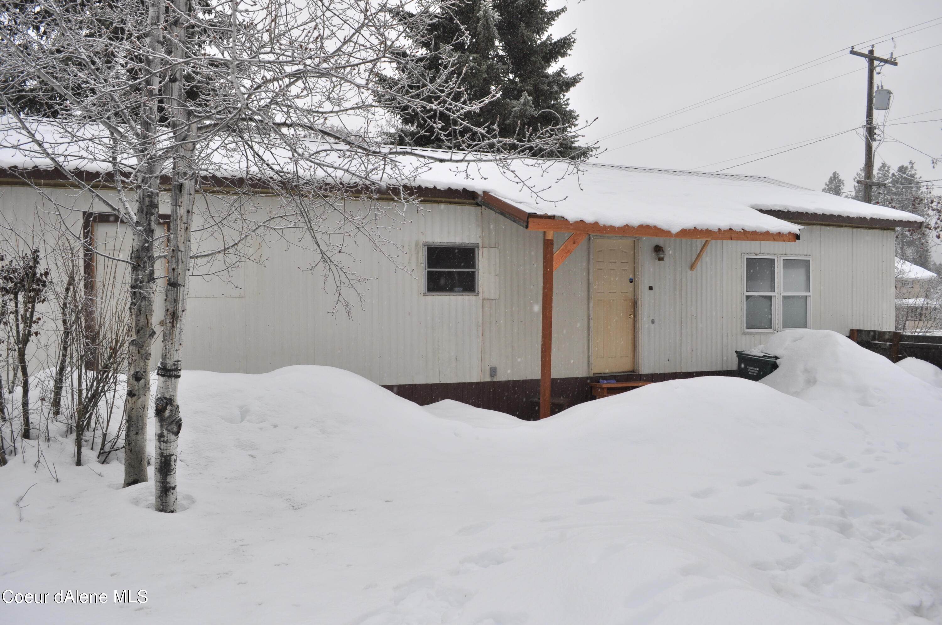 27. Single Family Homes for Sale at 32390 N 2ND Avenue Spirit Lake, Idaho 83869 United States