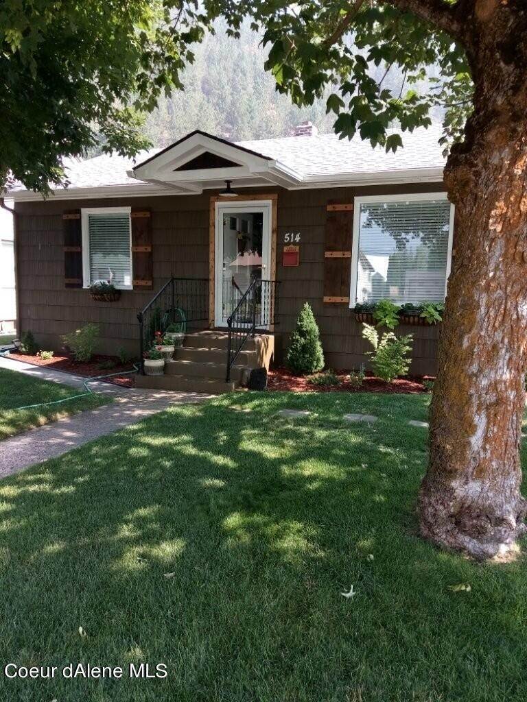 6. Single Family Homes for Sale at 514 W Riverside Avenue Kellogg, Idaho 83837 United States