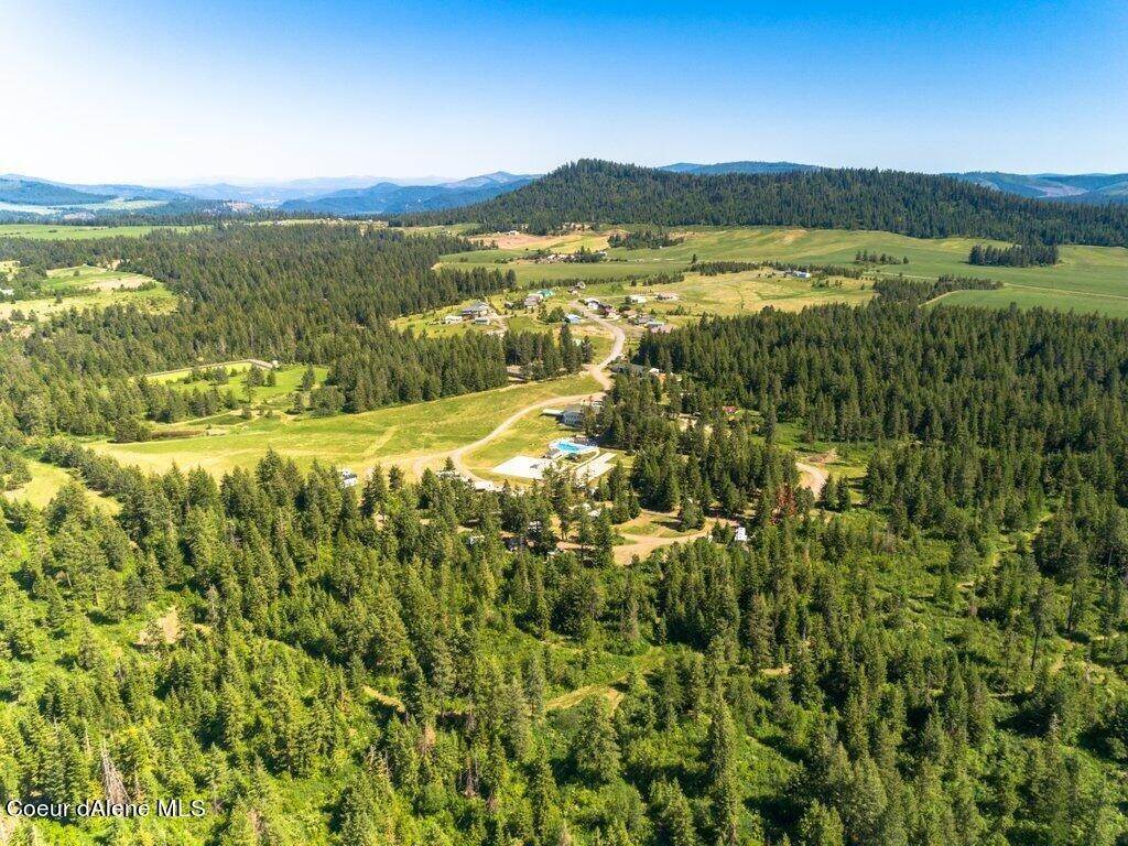 4. Commercial for Sale at 30400 S SUNRAY Trail Worley, Idaho 83876 United States