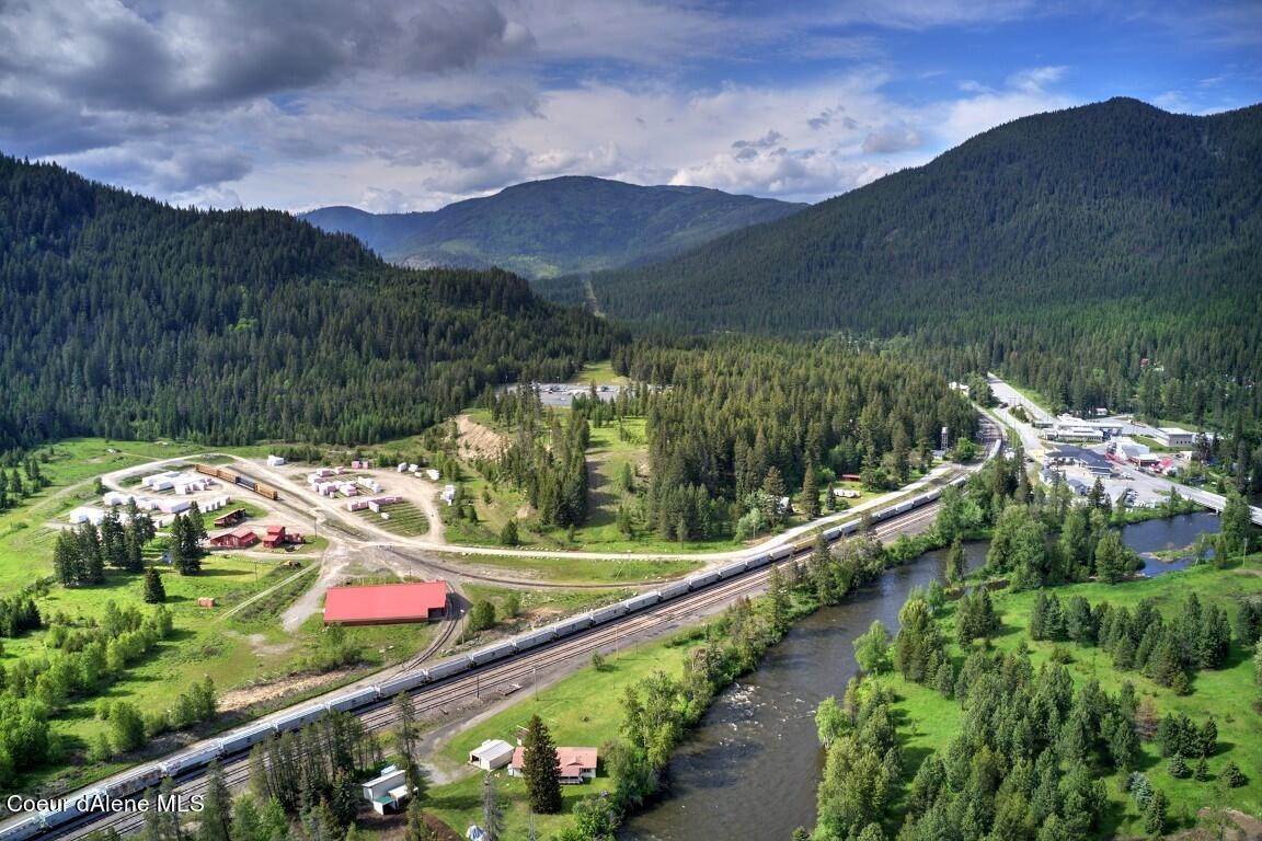 19. Commercial for Sale at 368 Iron Horse Road Bonners Ferry, Idaho 83805 United States