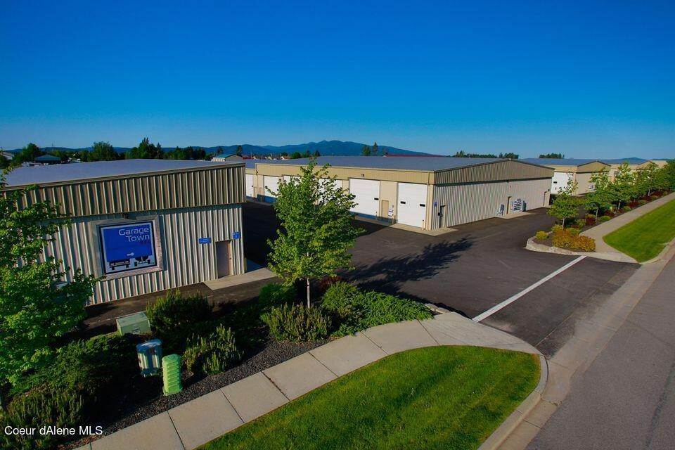 Commercial for Sale at 3100 W DAKOTA Avenue Hayden, Idaho 83835 United States