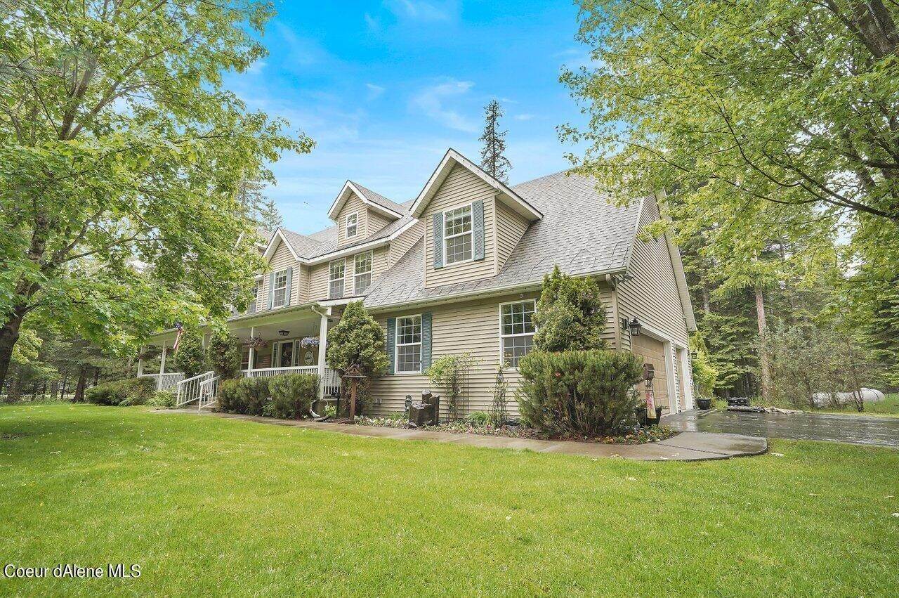 3. Single Family Homes for Sale at 10075 E DUCE Road Athol, Idaho 83801 United States