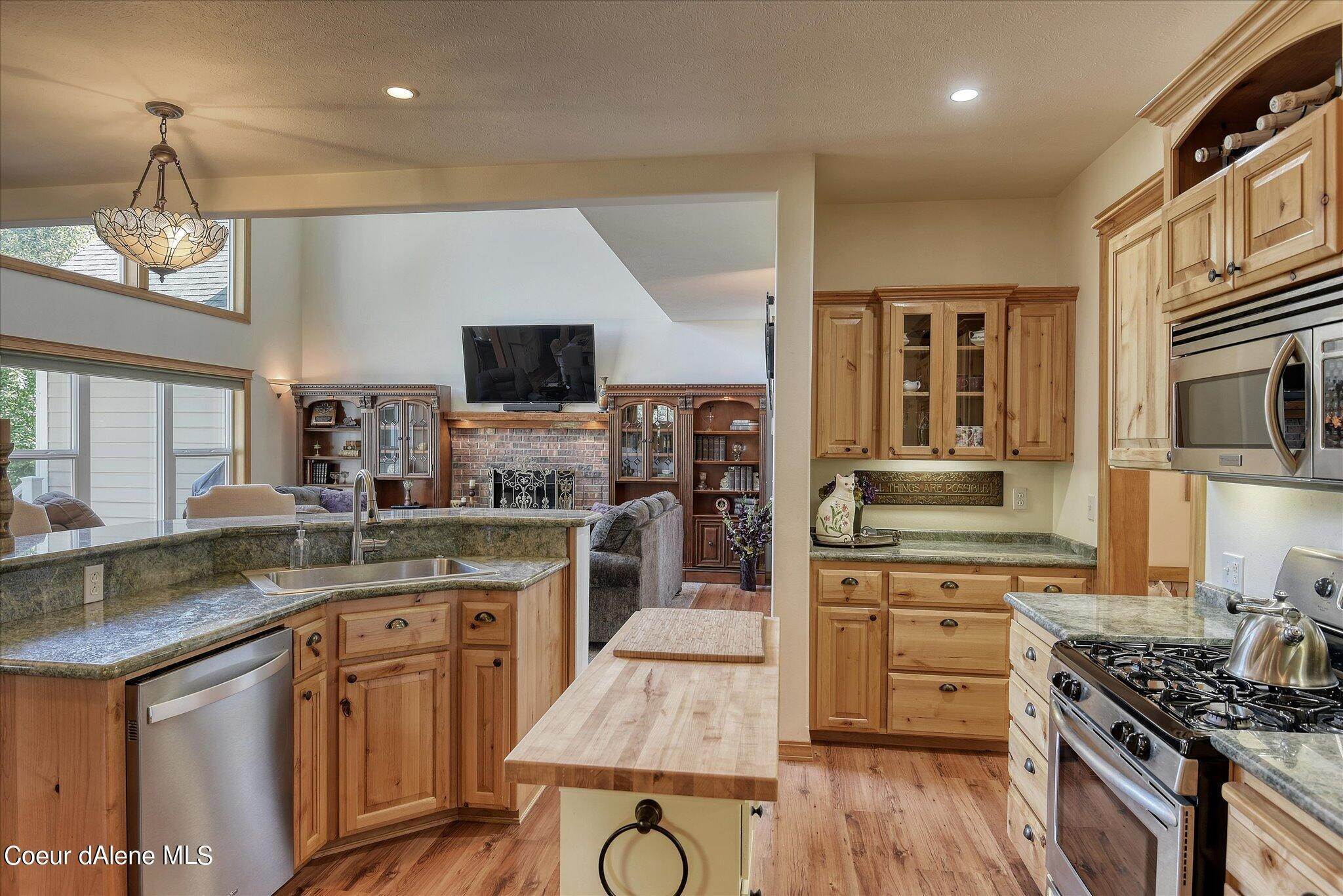 6. Single Family Homes for Sale at 263 Stoneridge Road Blanchard, Idaho 83804 United States