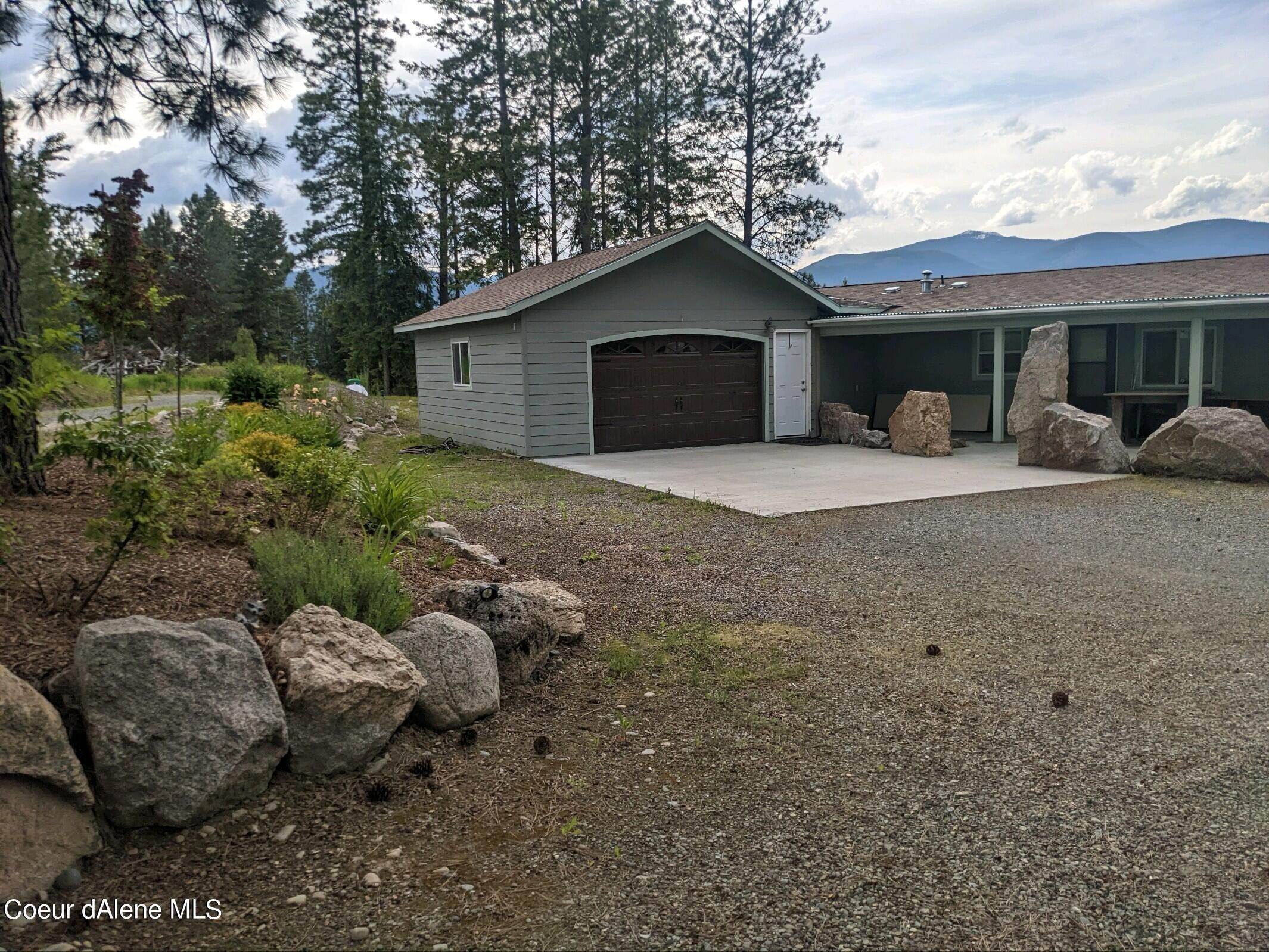 2. Single Family Homes for Sale at 53 Soaring Eagle Lane Bonners Ferry, Idaho 83805 United States
