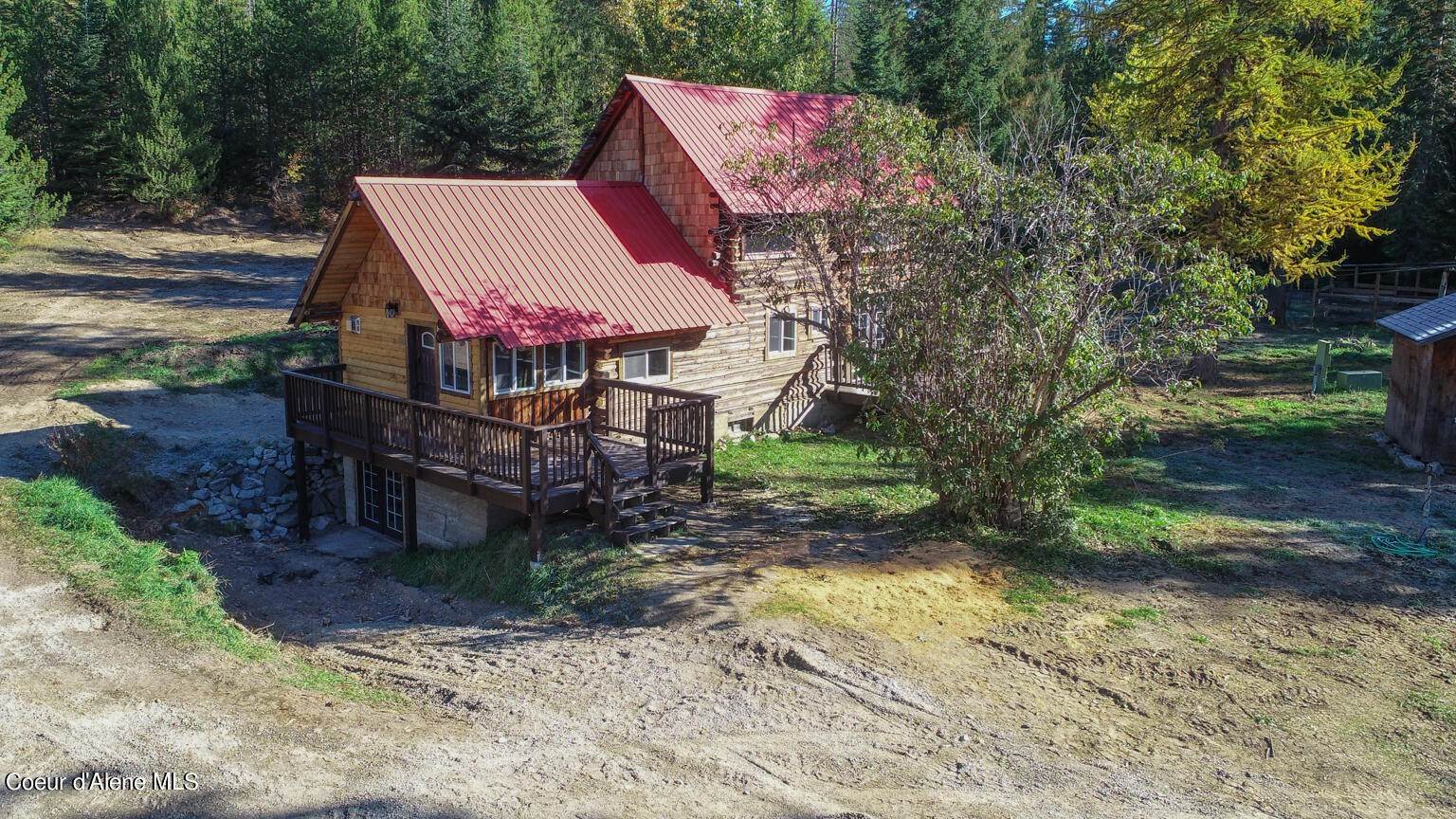 3. Single Family Homes for Sale at 3887 Gleason McAbee Falls Road Priest River, Idaho 83856 United States