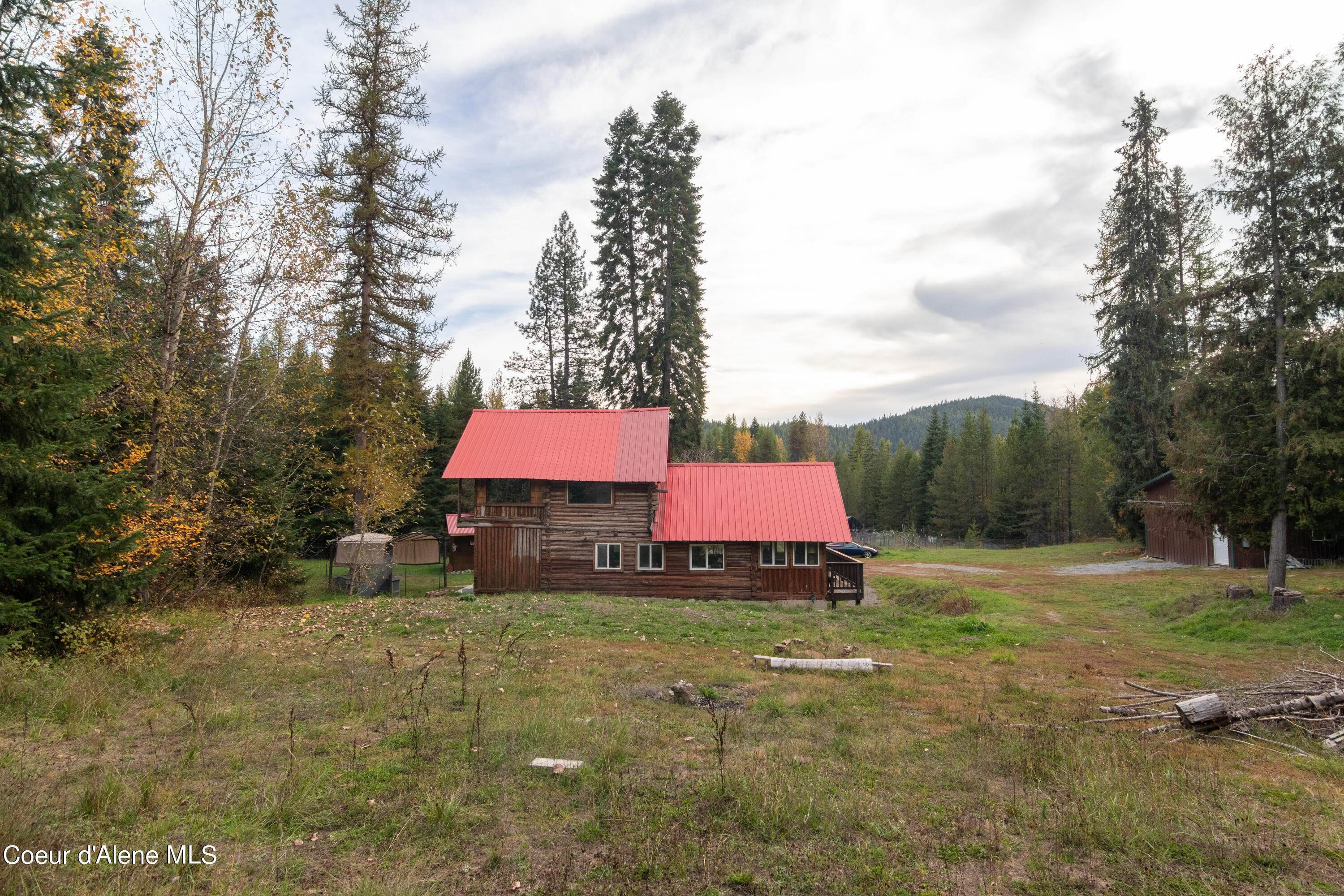 41. Single Family Homes for Sale at 3887 Gleason McAbee Falls Road Priest River, Idaho 83856 United States
