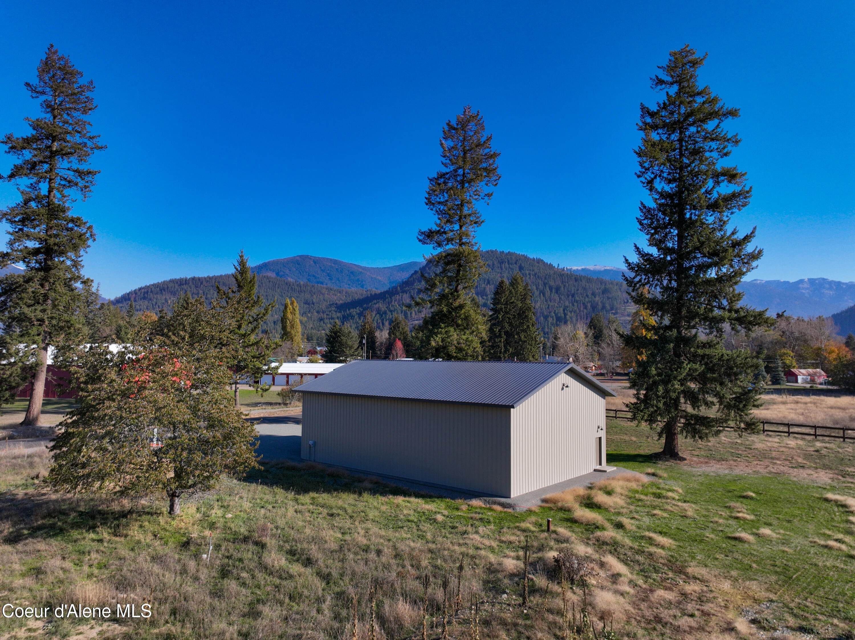 9. Commercial for Sale at Lot 11 Cottonwood Road Clark Fork, Idaho 83811 United States